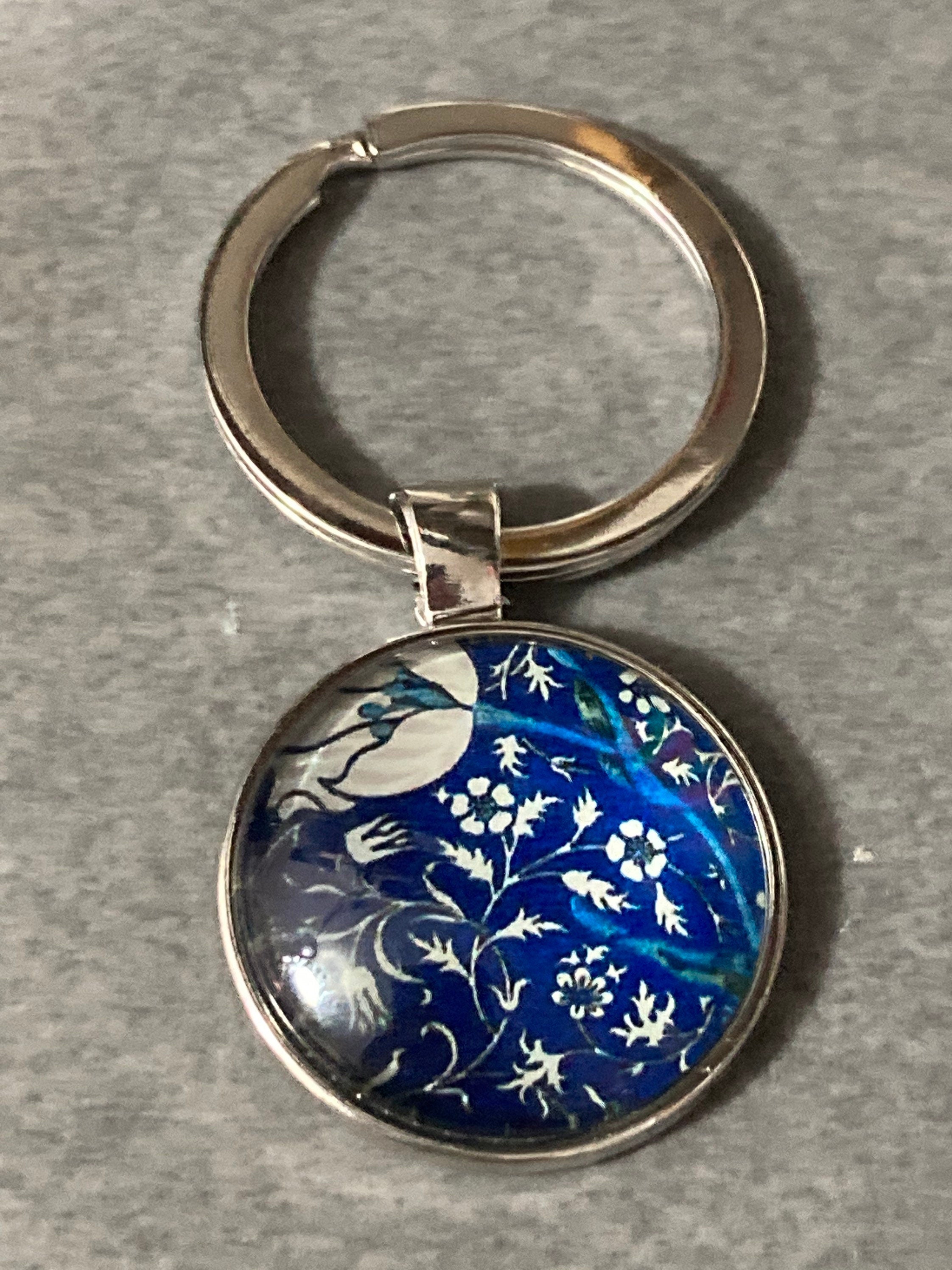 William Morris tulip print glass cabochon keyring silver tone blue