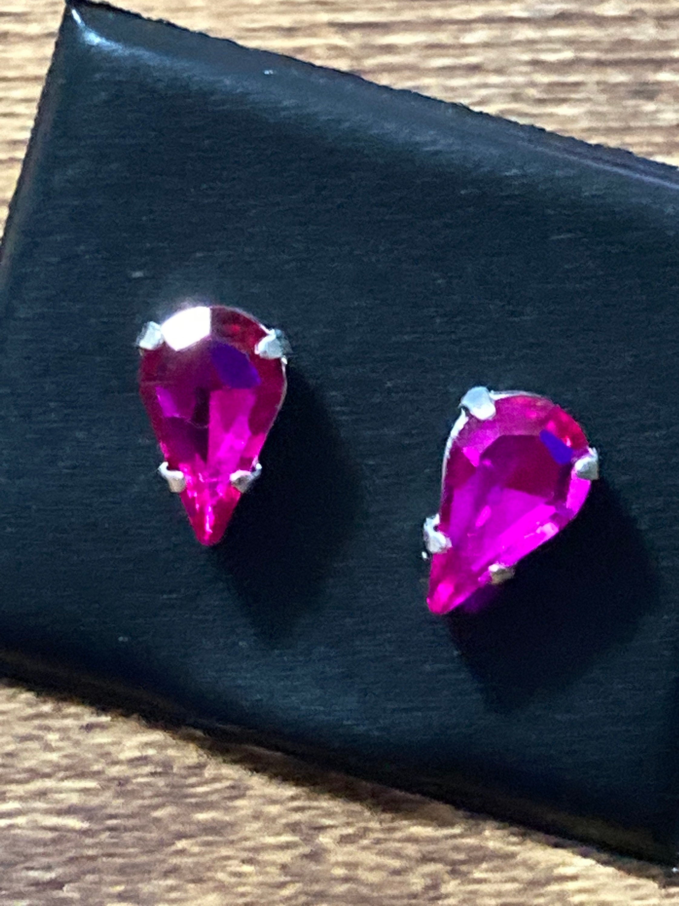 Bright pink glass rhinestone teardrop crystal earrings pierced 15mm