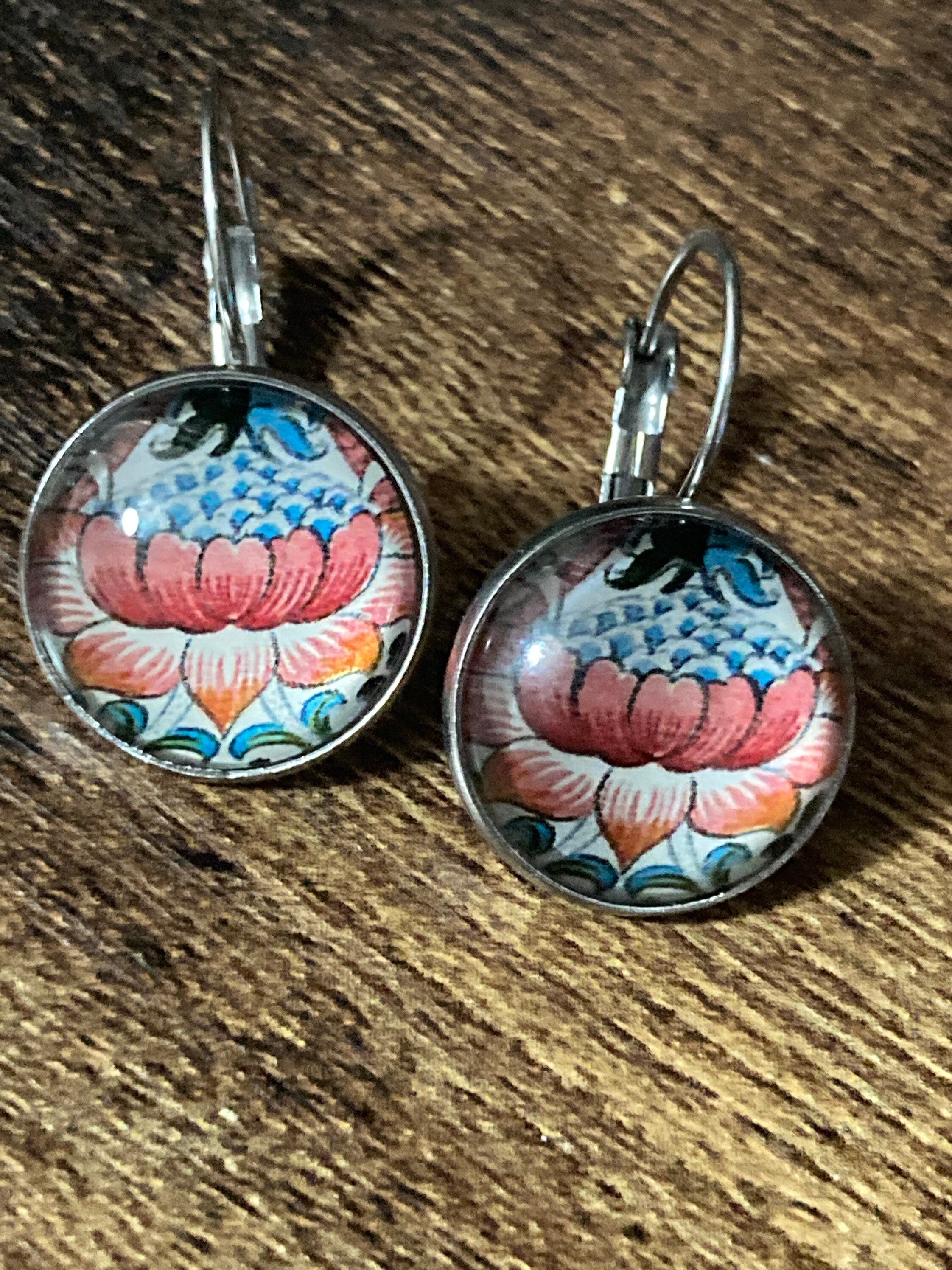 William Morris orange print earrings round glass cabochon 3cm silver plated