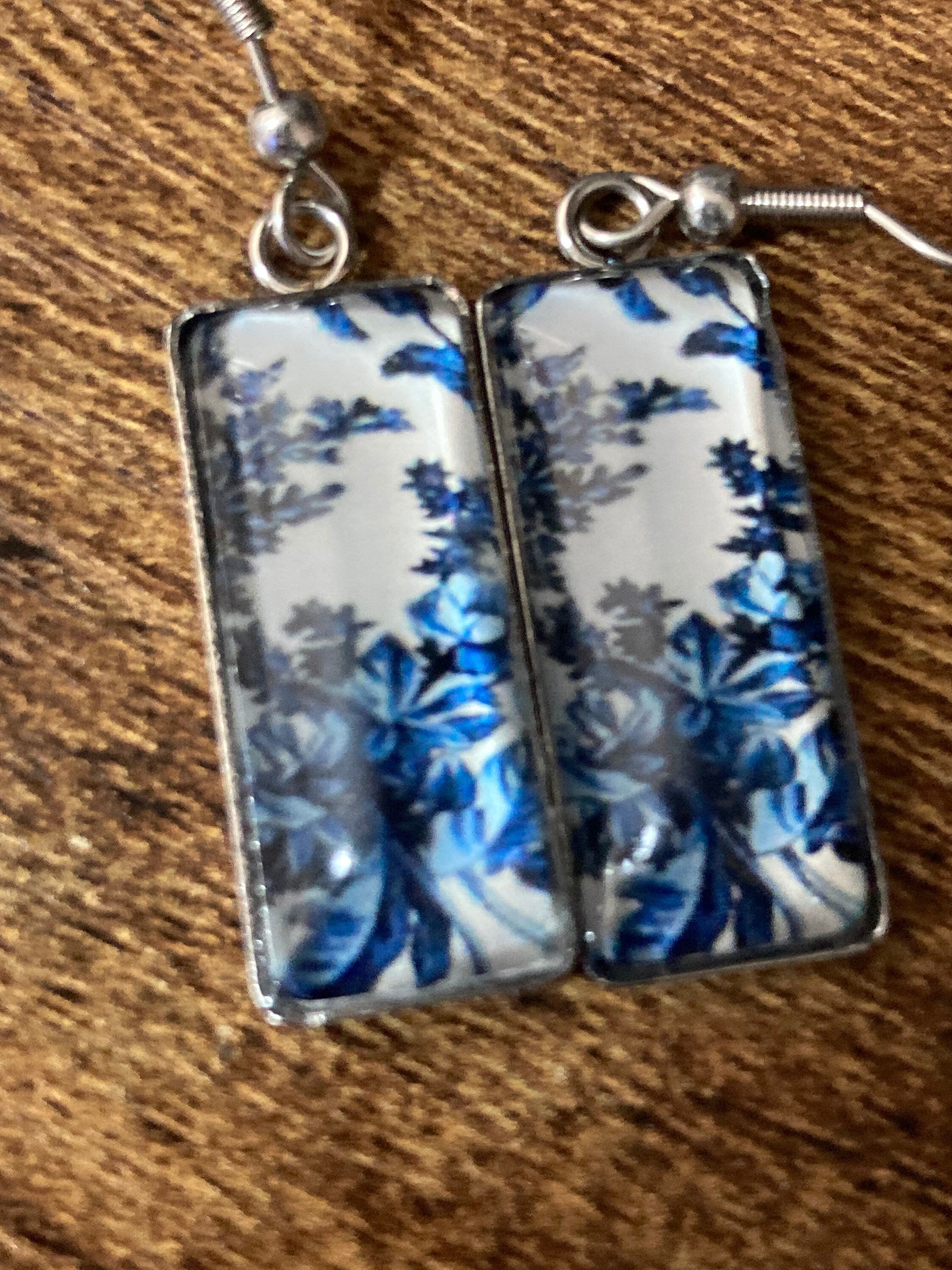 rectangular blue white floral glass cabochon dangly drop earrings