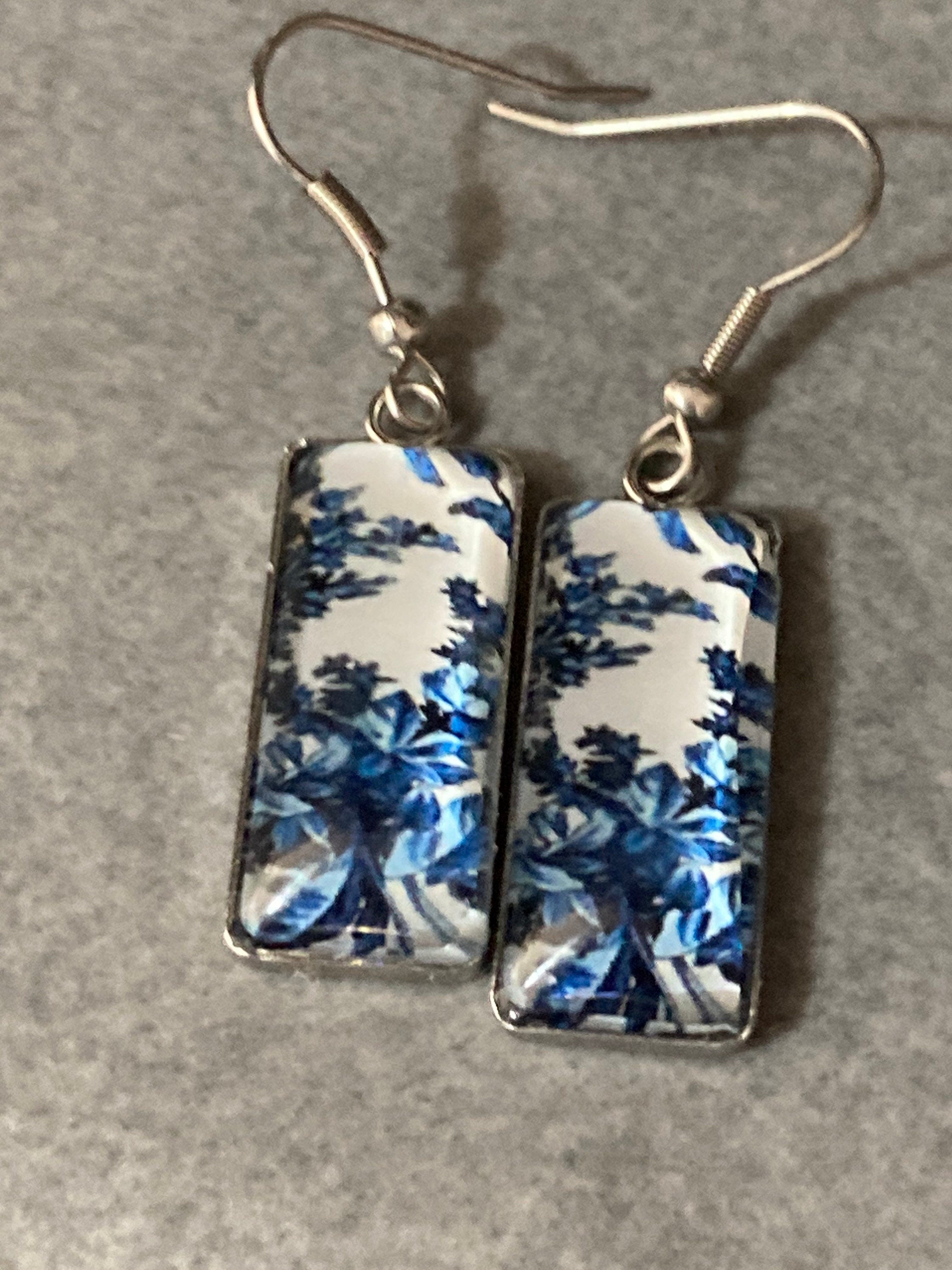 rectangular blue white floral glass cabochon dangly drop earrings