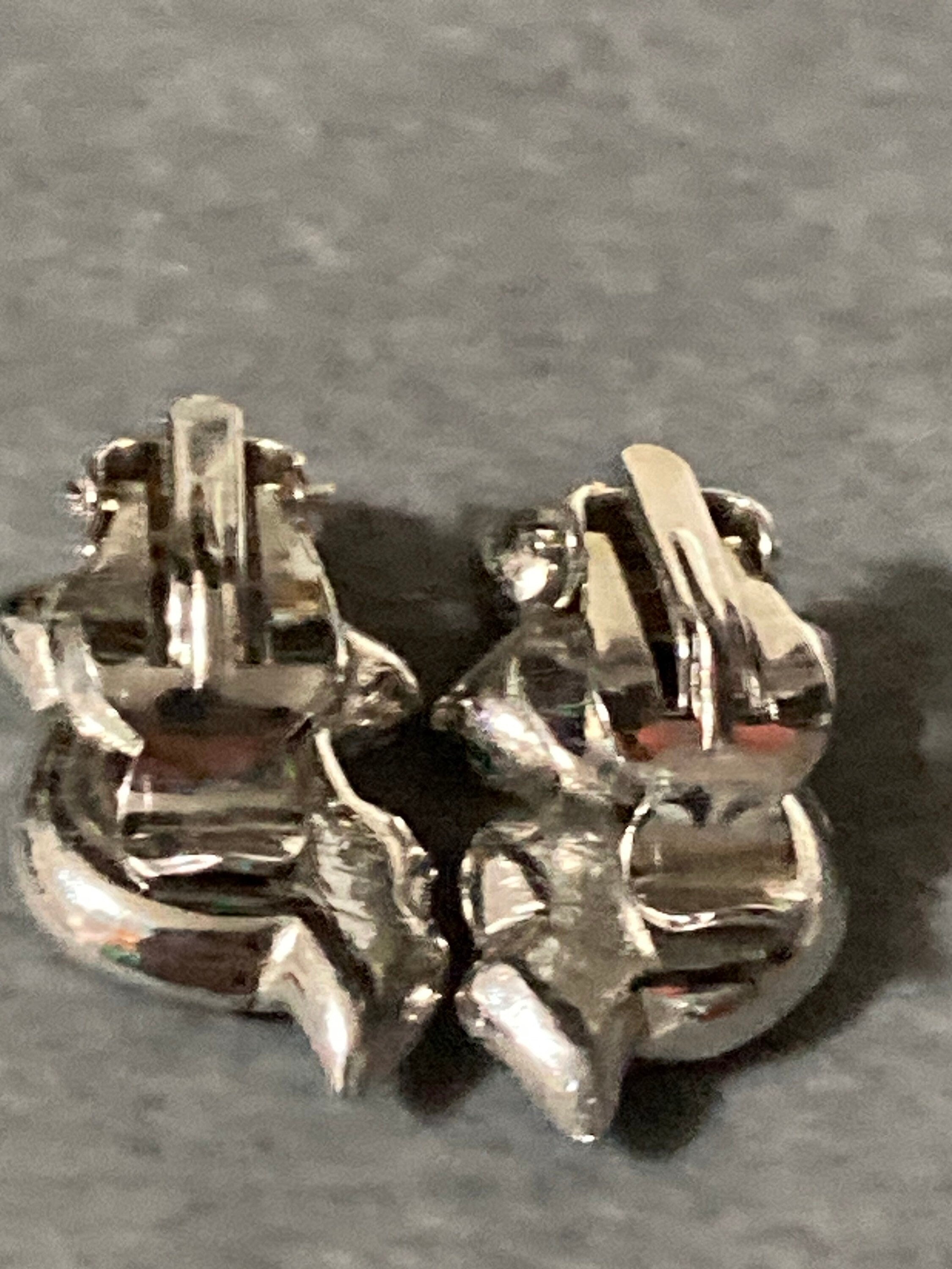 Vintage sparkly Clip On Earrings clear Diamanté