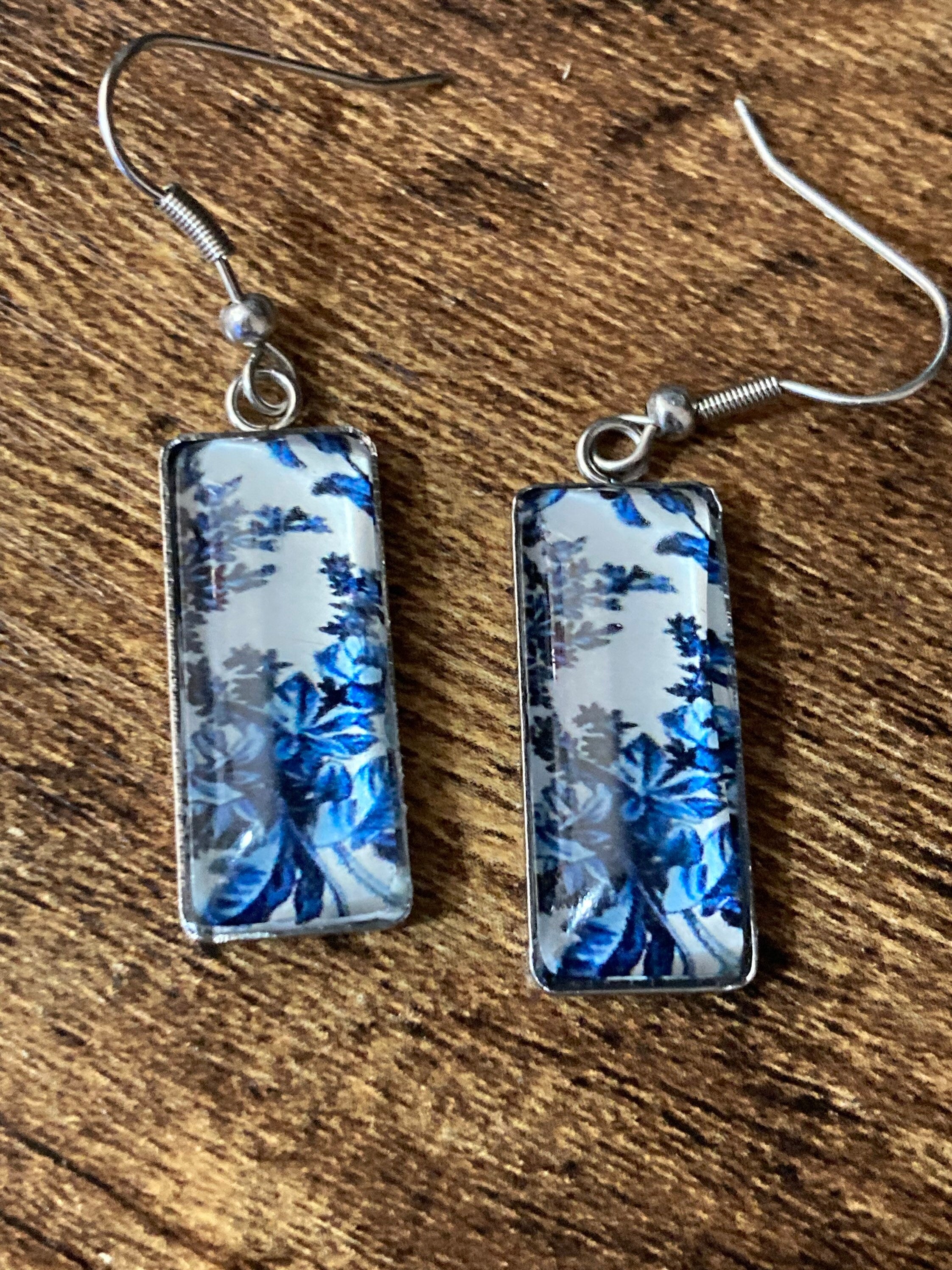 rectangular blue white floral glass cabochon dangly drop earrings