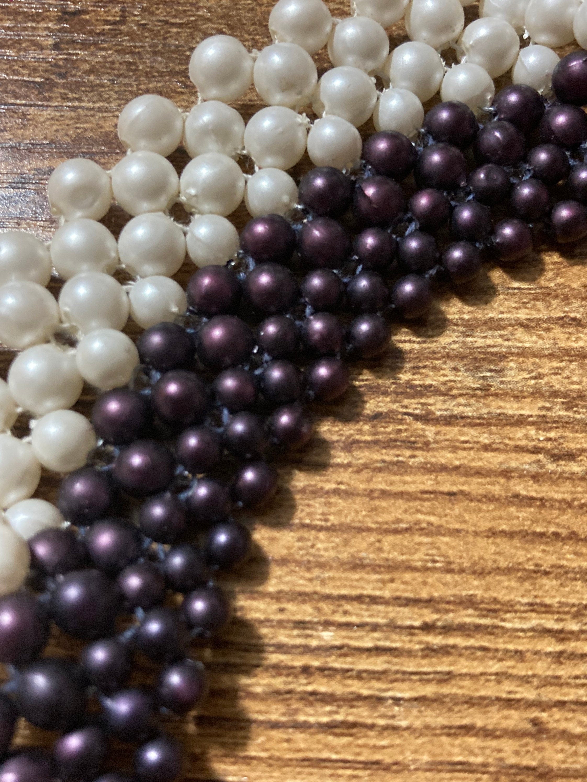 Navy Blue and White faux pearl choker 1950s 45cm
