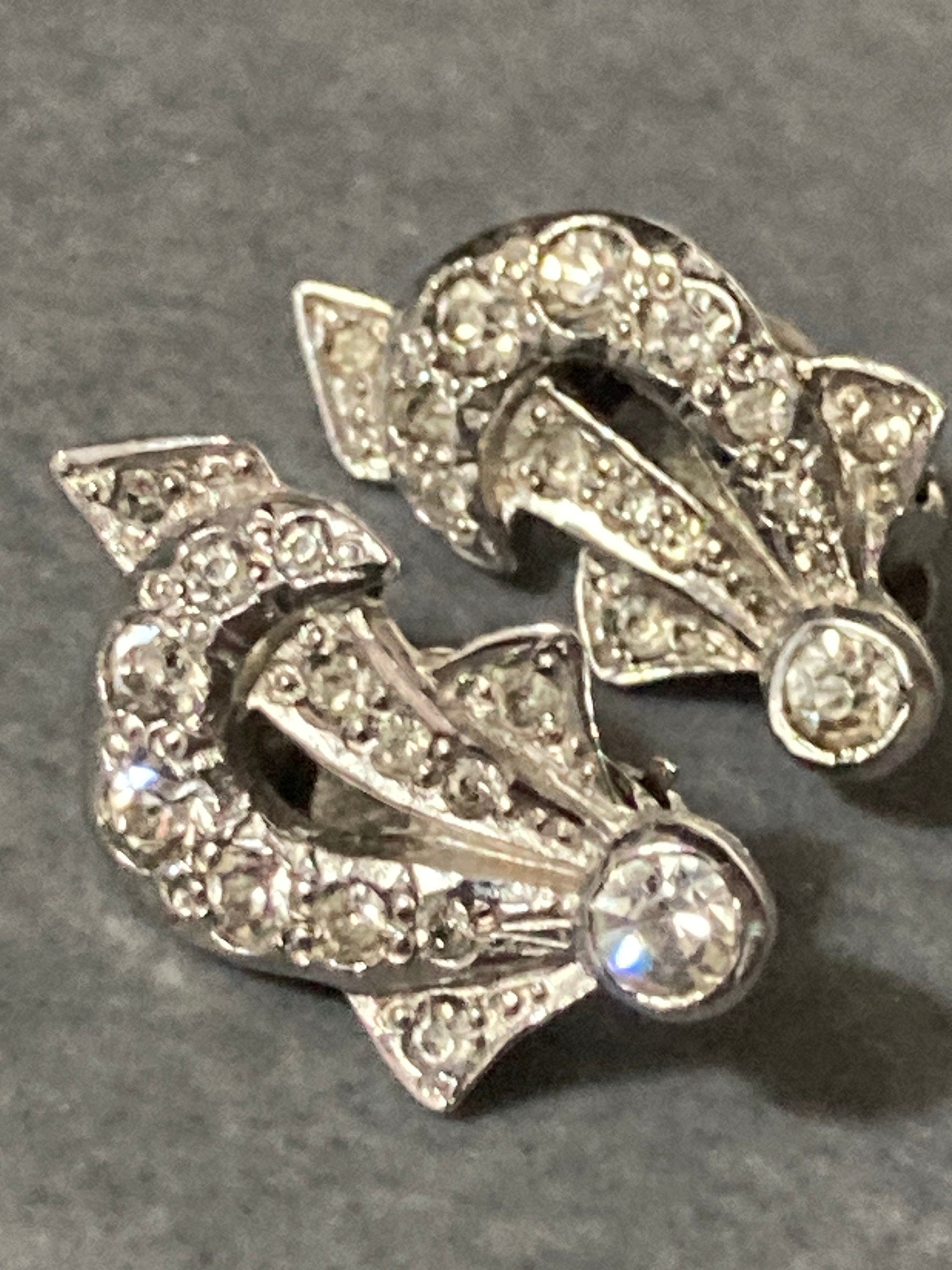 Vintage sparkly Clip On Earrings clear Diamanté