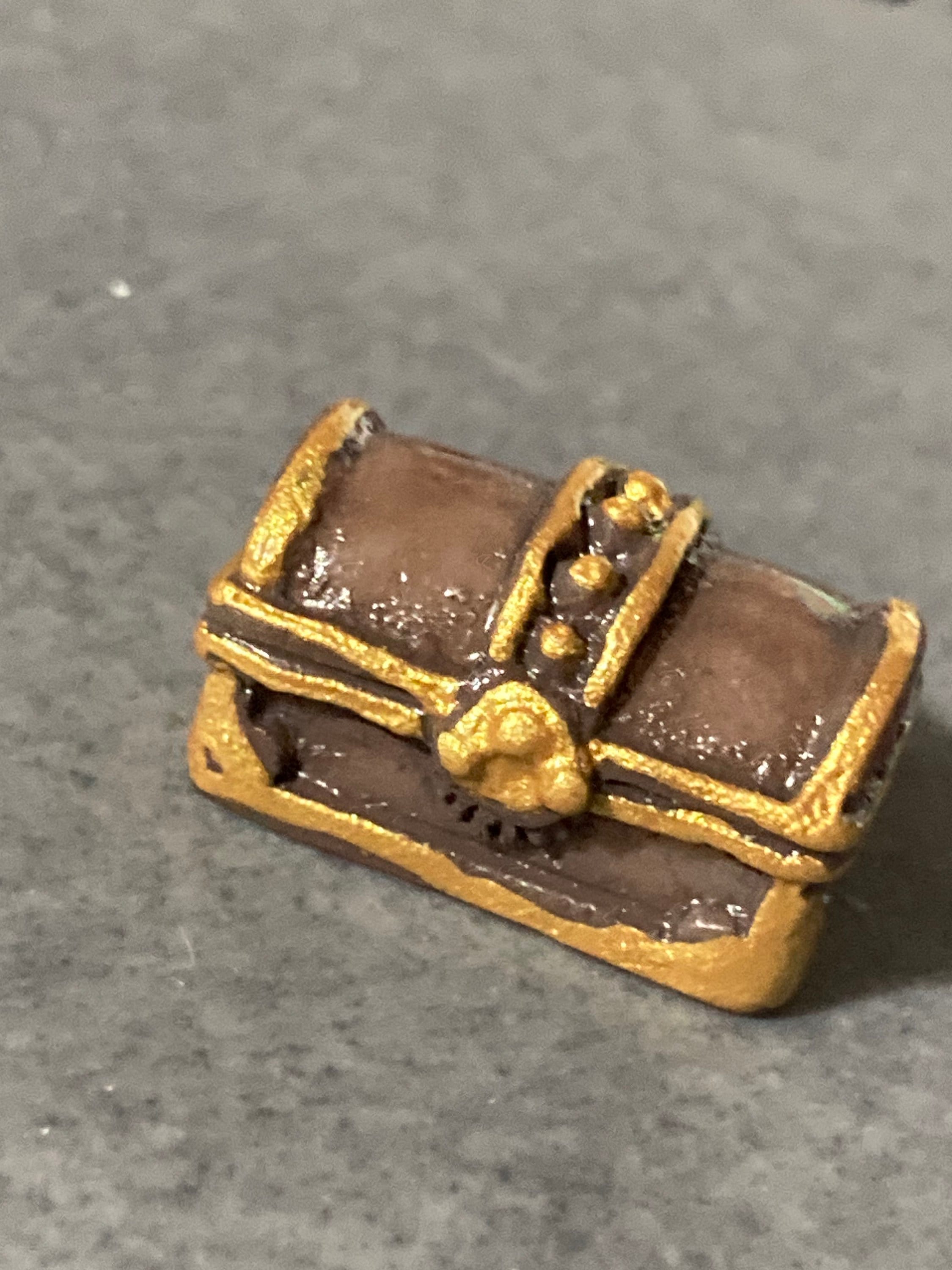 miniature deep sea pirate treasure chest cake topper decoration brown gold