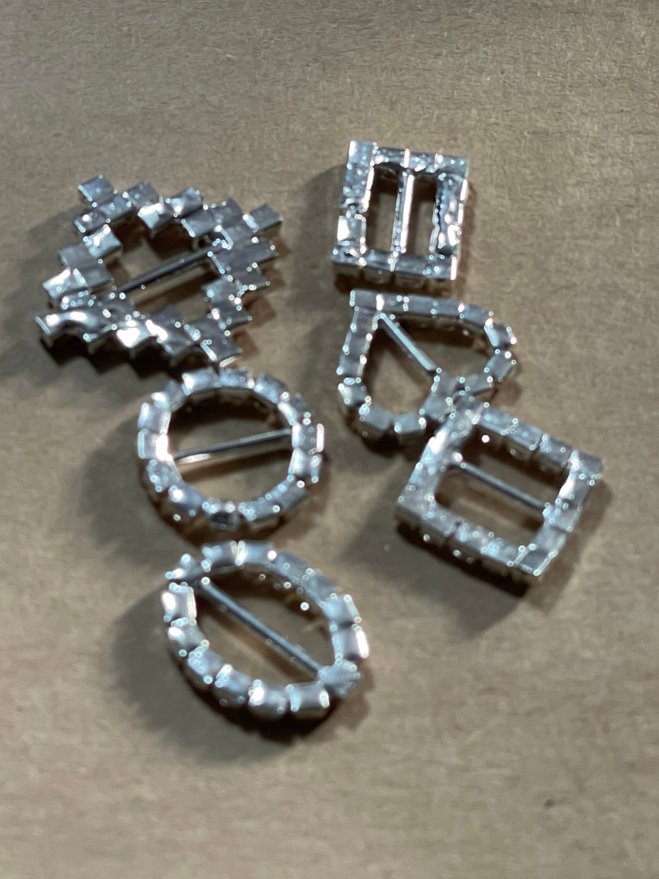 Miniature diamanté belt buckles various sizes