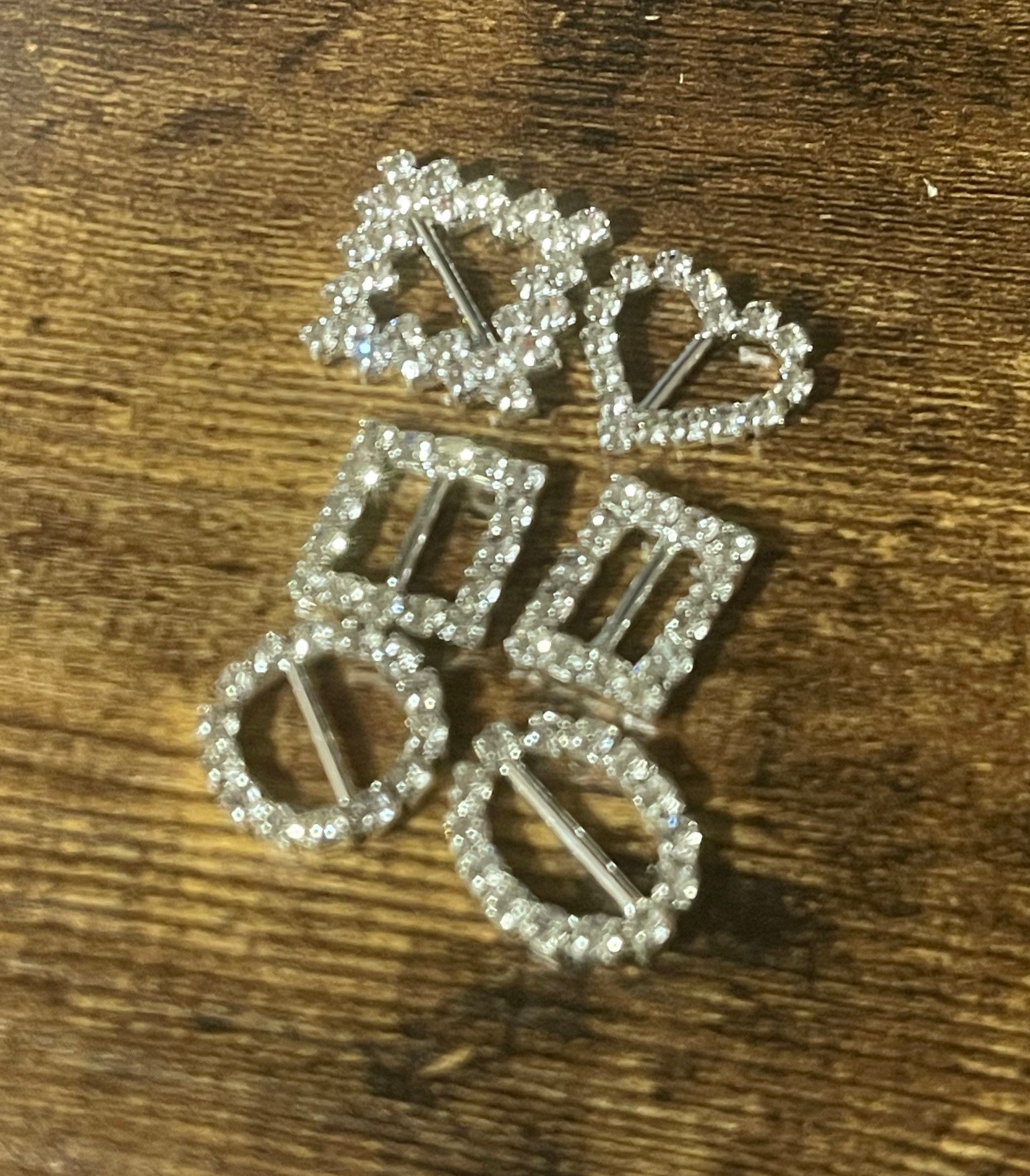 Miniature diamanté belt buckles various sizes