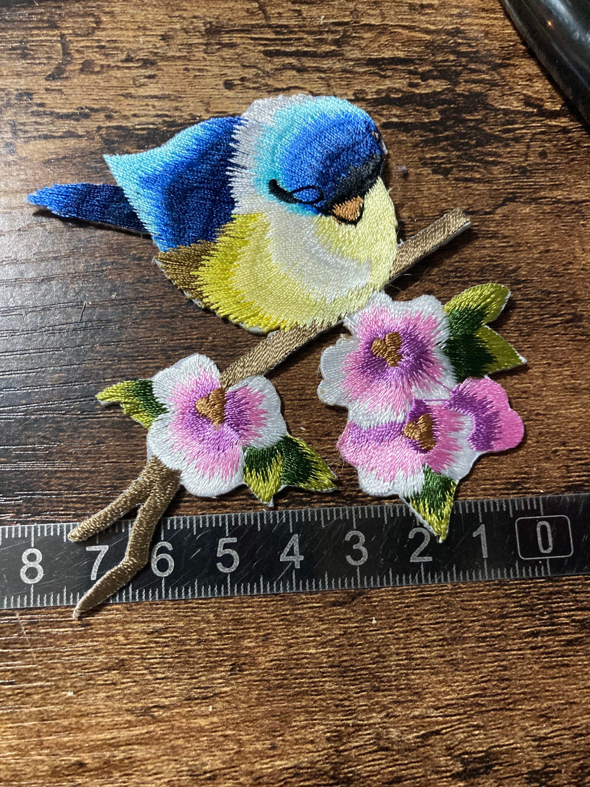 iron on blue tit bird applique patch 8x8cm