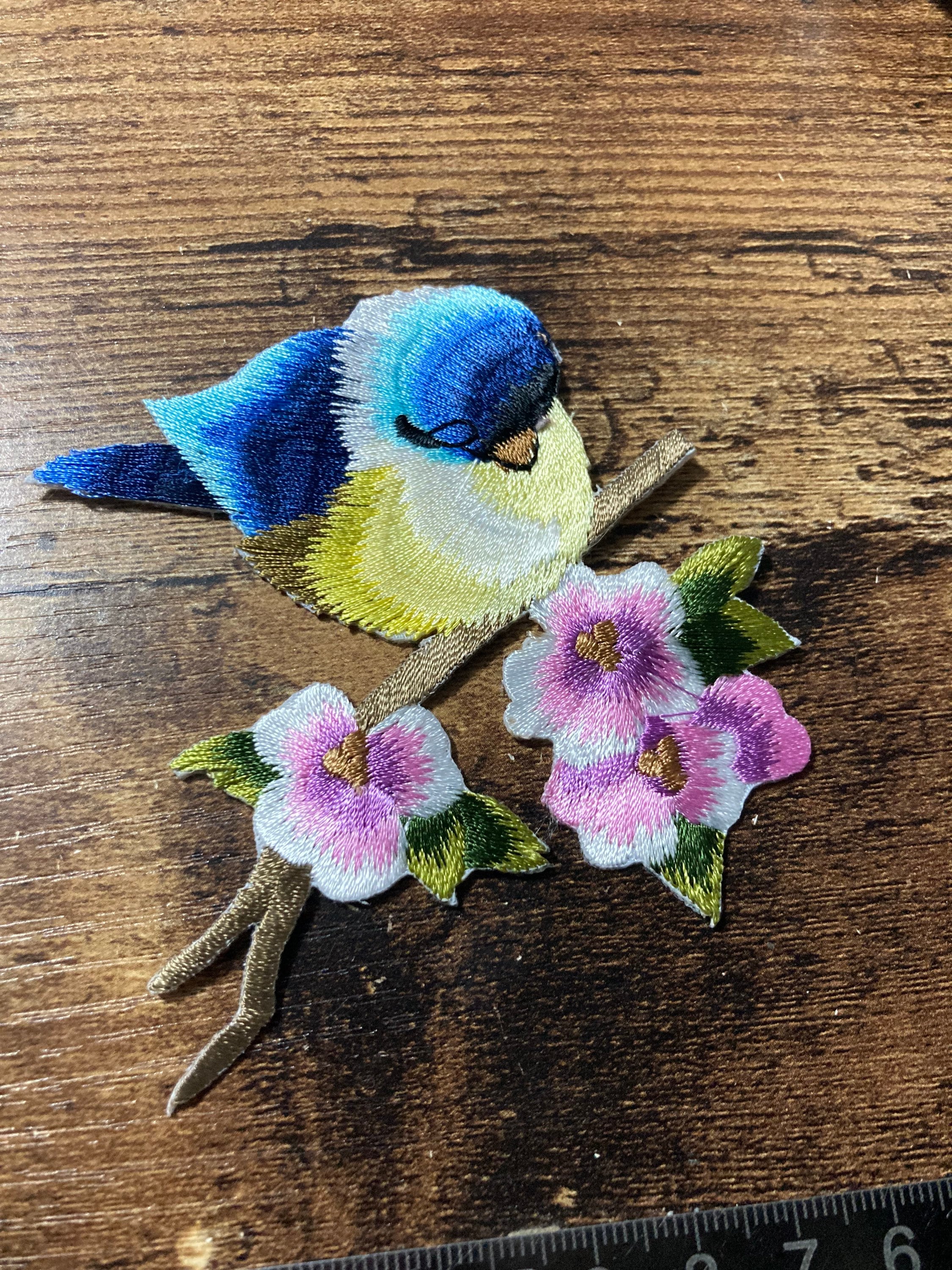 iron on blue tit bird applique patch 8x8cm