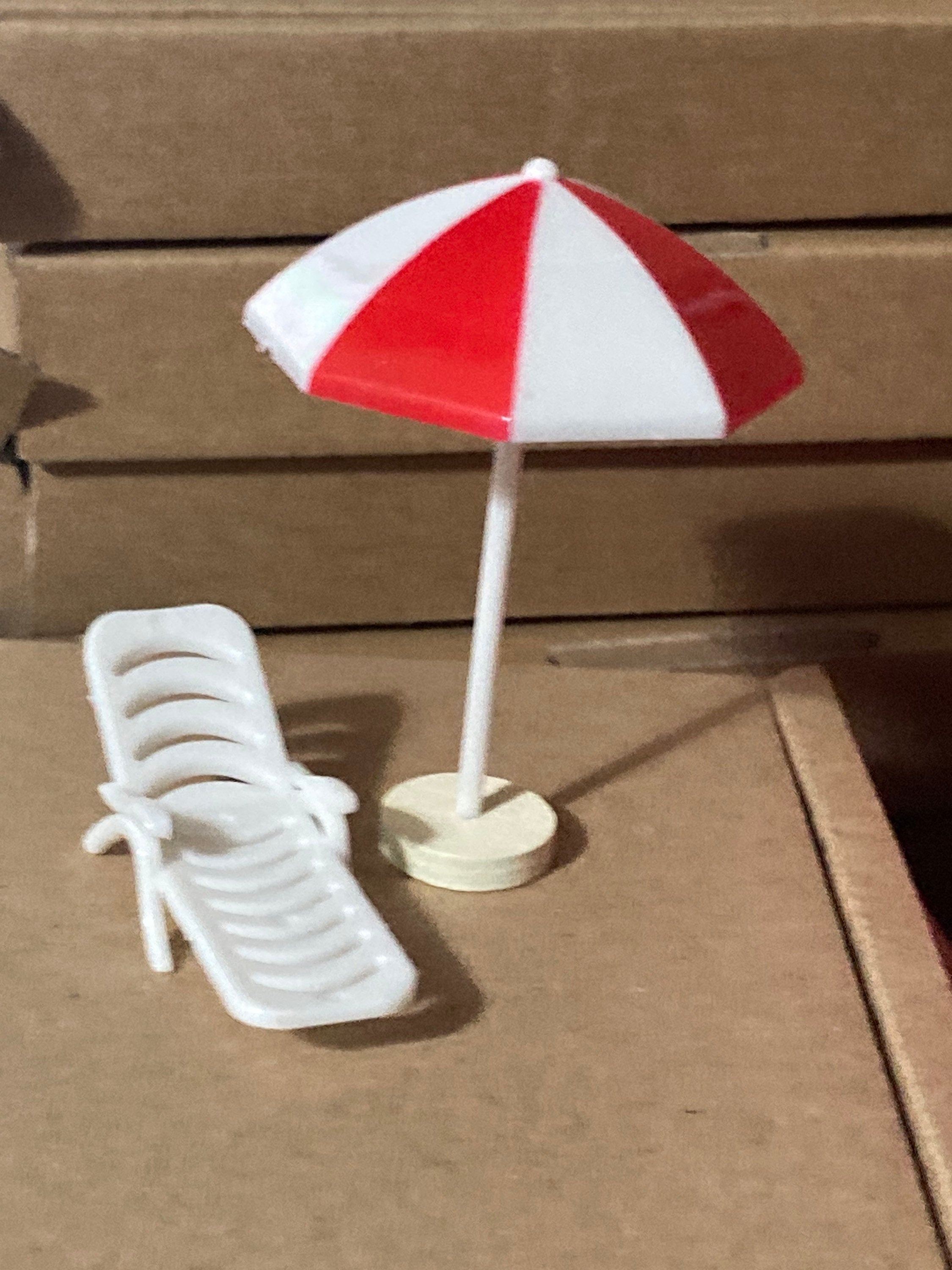 1 x Miniature beach parasol sunbed lounger cake topper decoration dollshouse