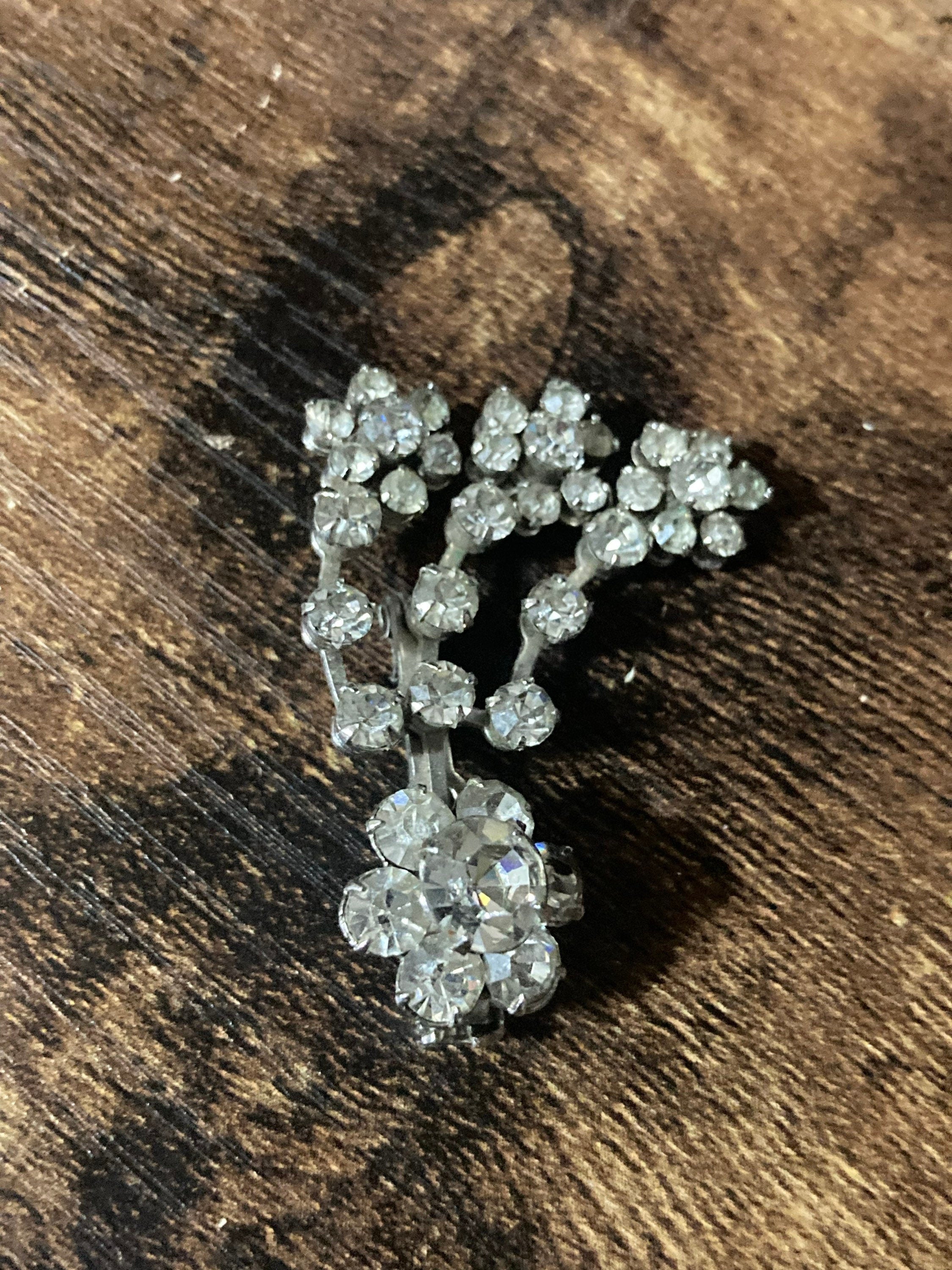 Vintage floral paste glass clear Diamanté silver tone Brooch