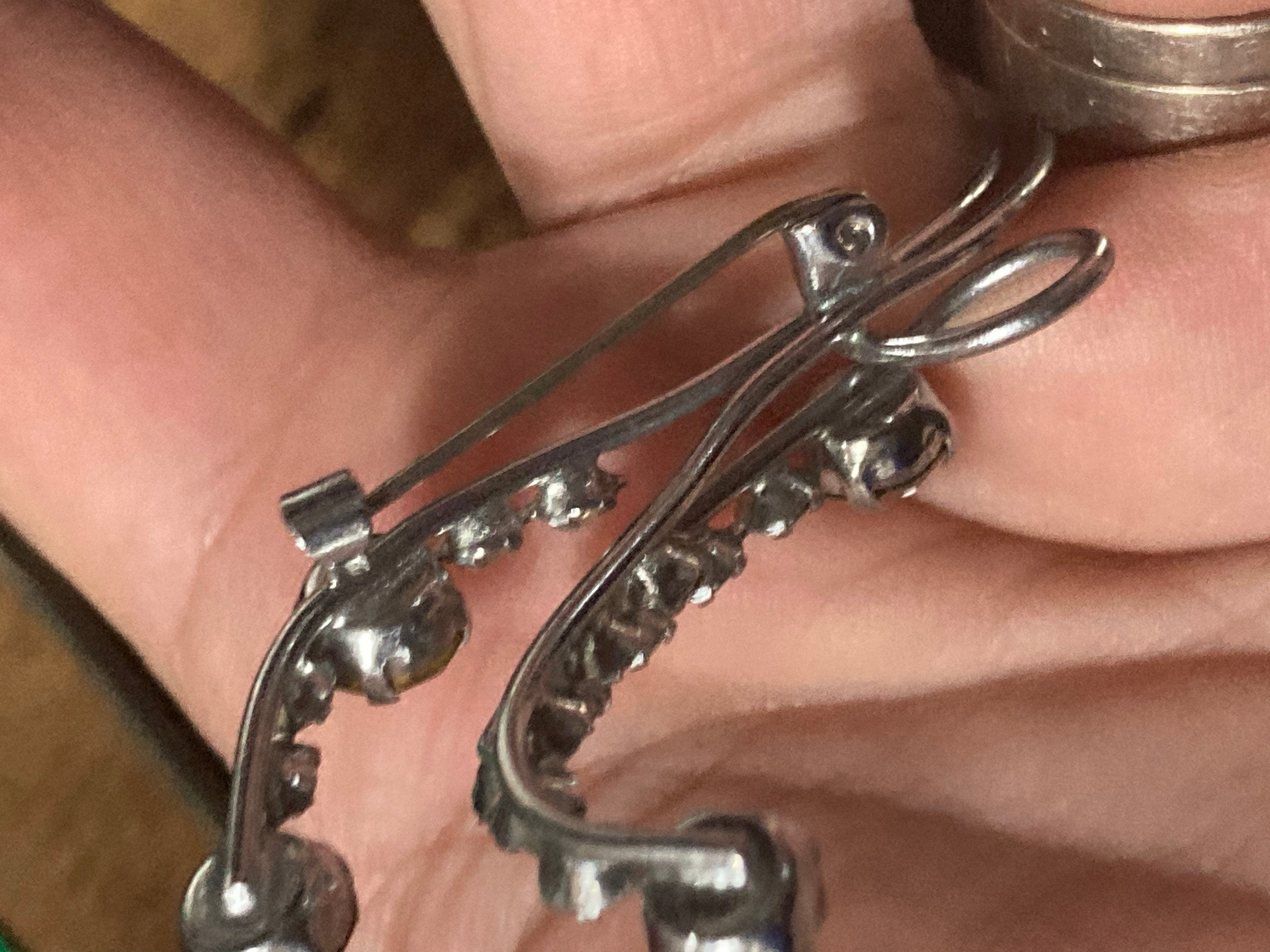 Vintage floral paste glass clear Diamanté silver tone Brooch