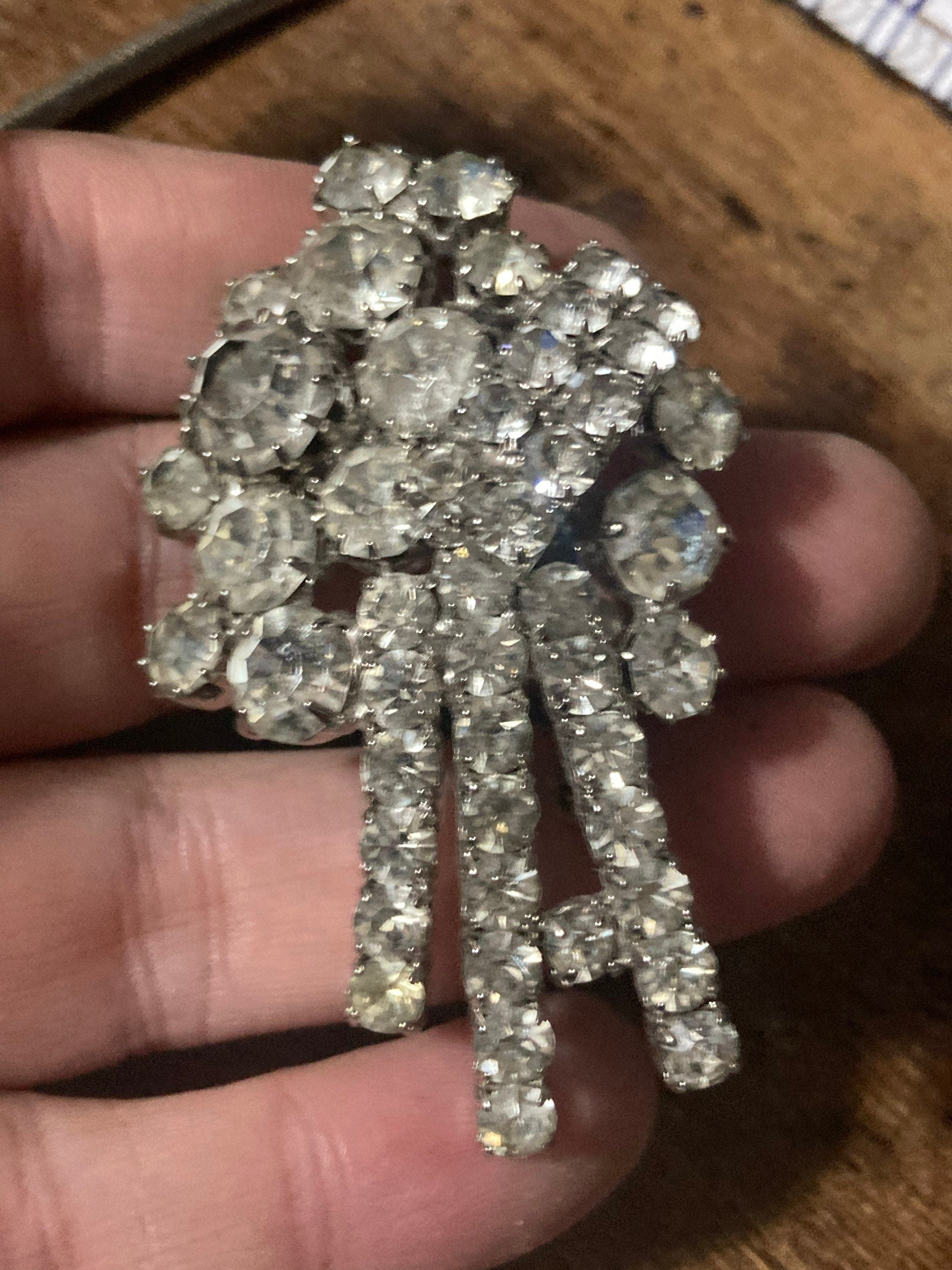 Vintage floral paste glass clear Diamanté silver tone Brooch
