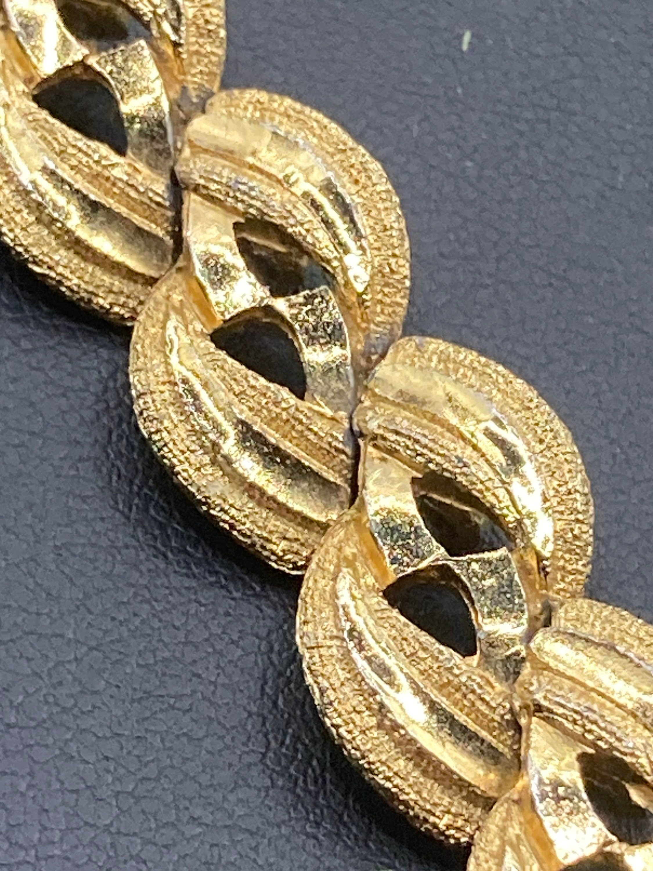 Vintage gold tone mid century metal textured leaf bracelet