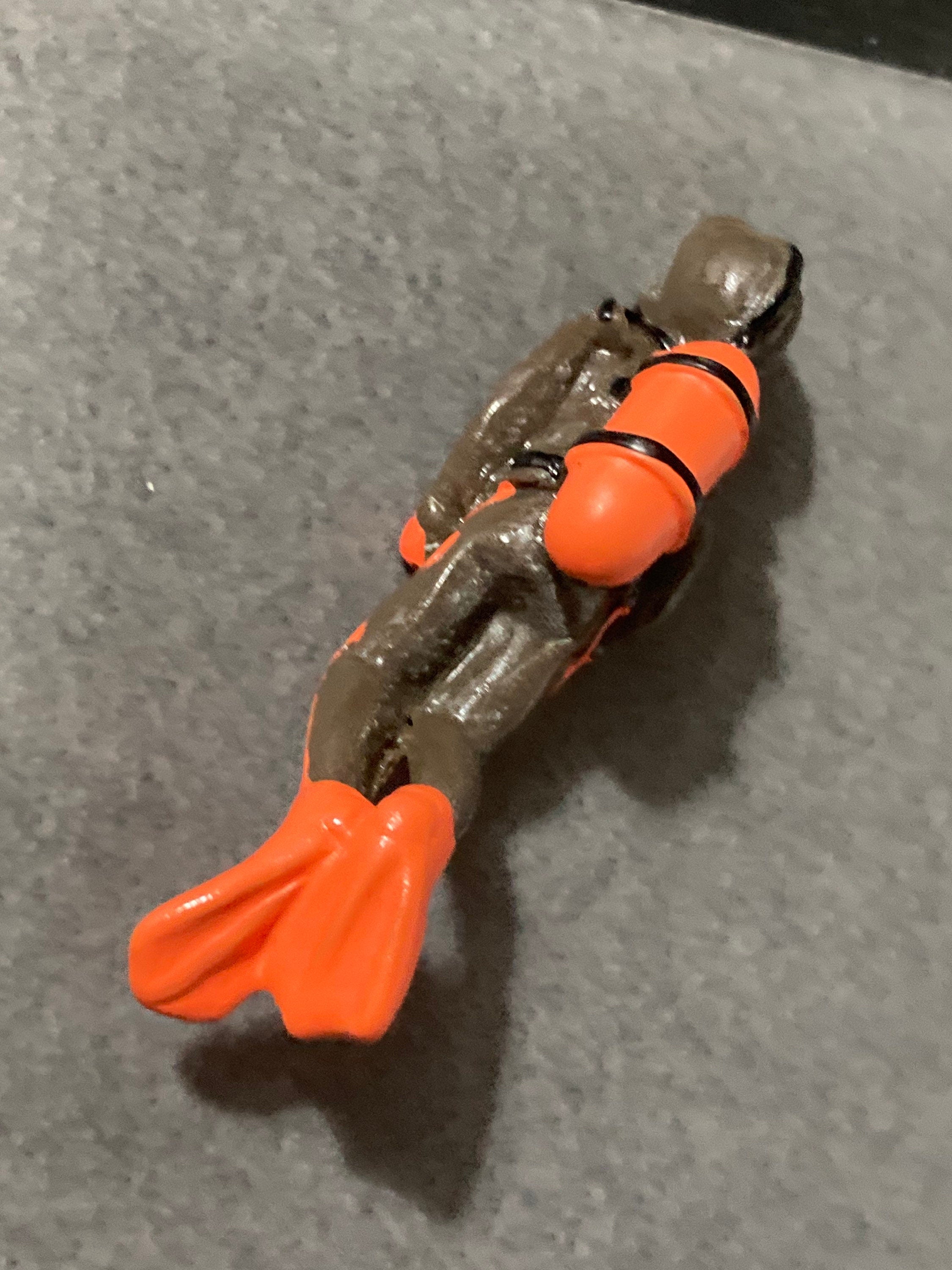 Miniature Deep Sea Diver Cake Topper: Seaside Boat Theme