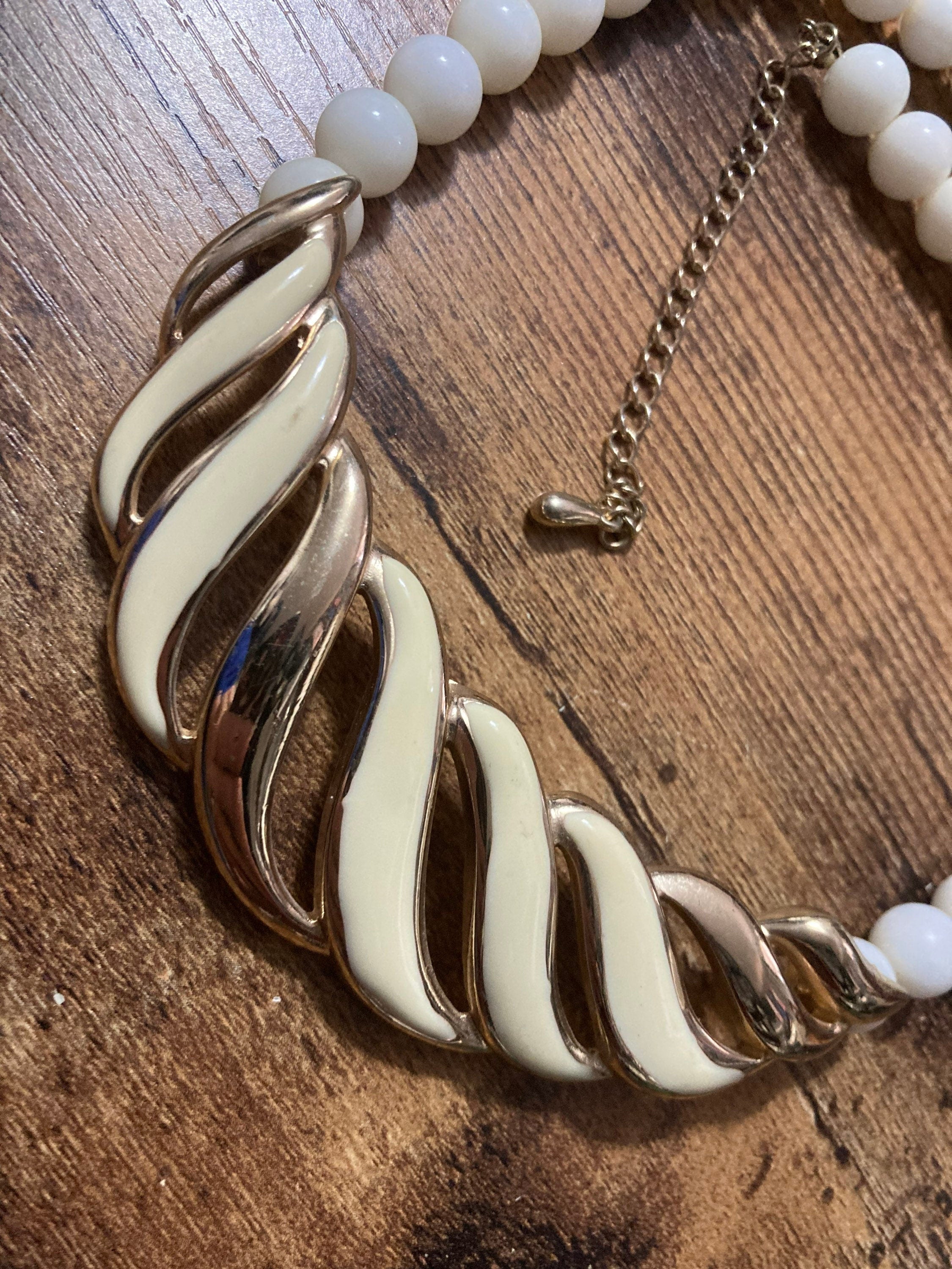 vintage gold tone cream enamel choker chunky necklace