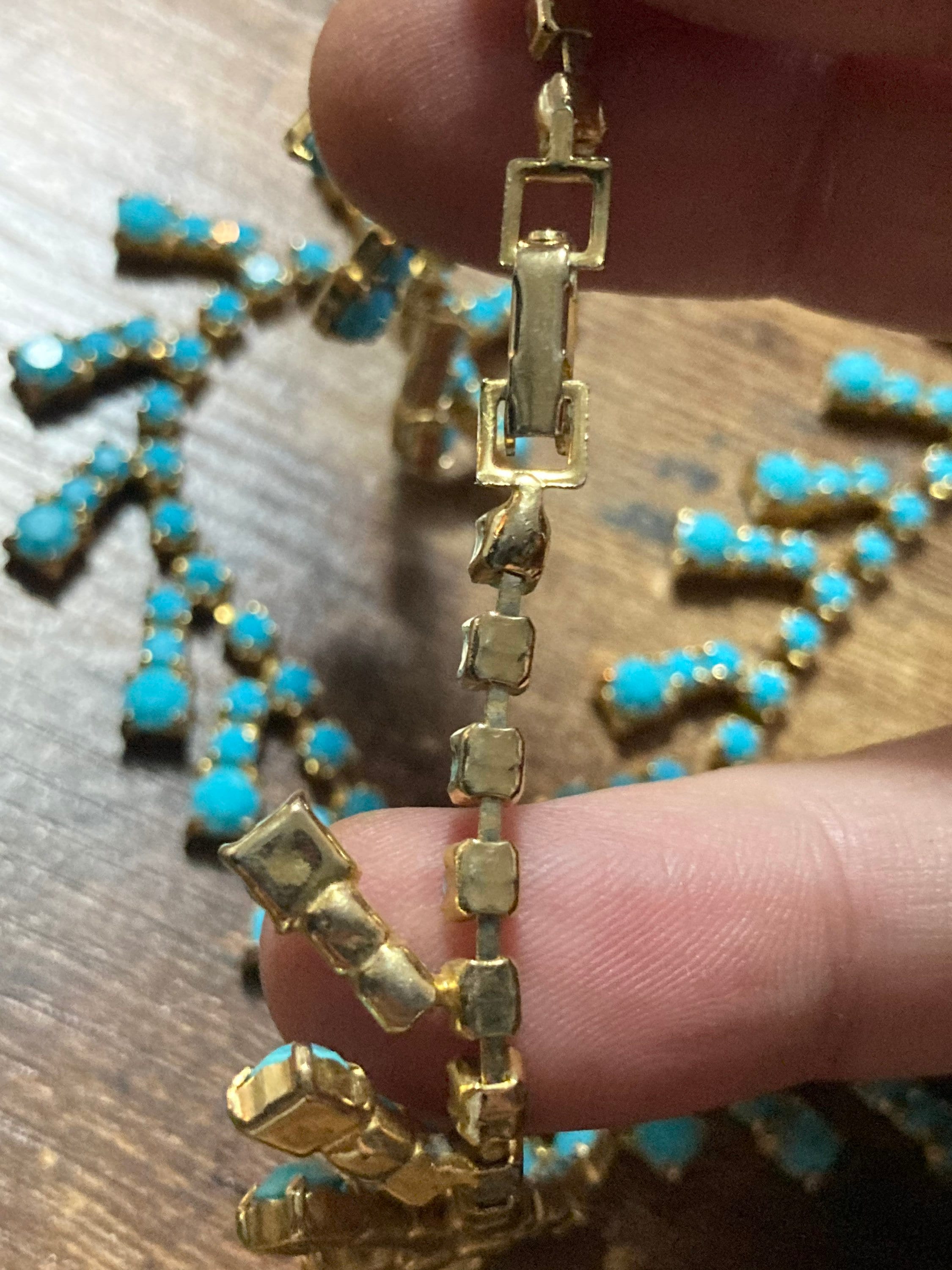 Vintage 1960s 1970s gold tone choker necklace with turquoise glass paste stones