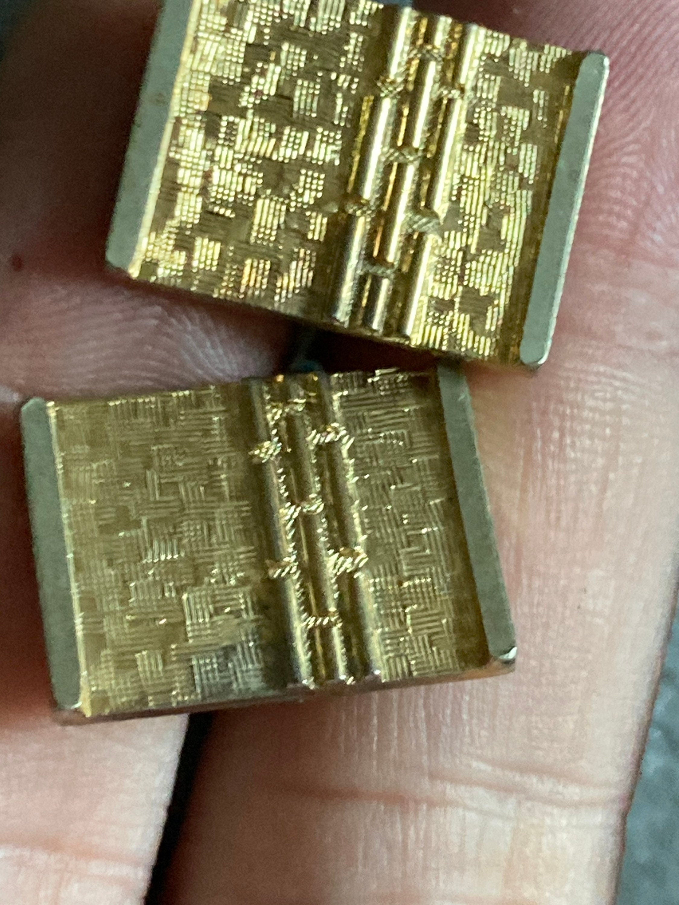 Brutalist 1970s modernist men’s statement gold tone cufflinks