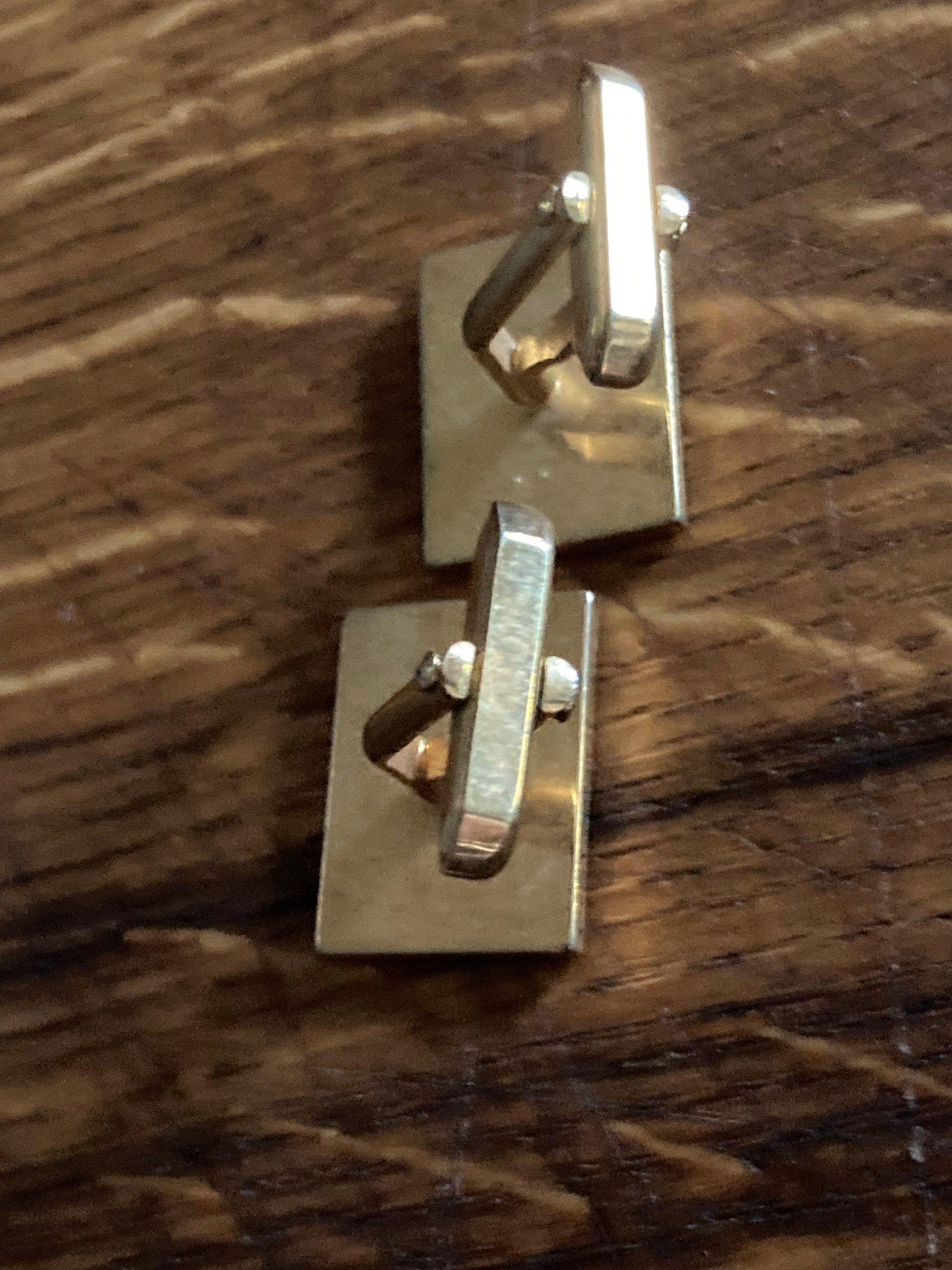 Brutalist 1970s modernist men’s statement gold tone cufflinks