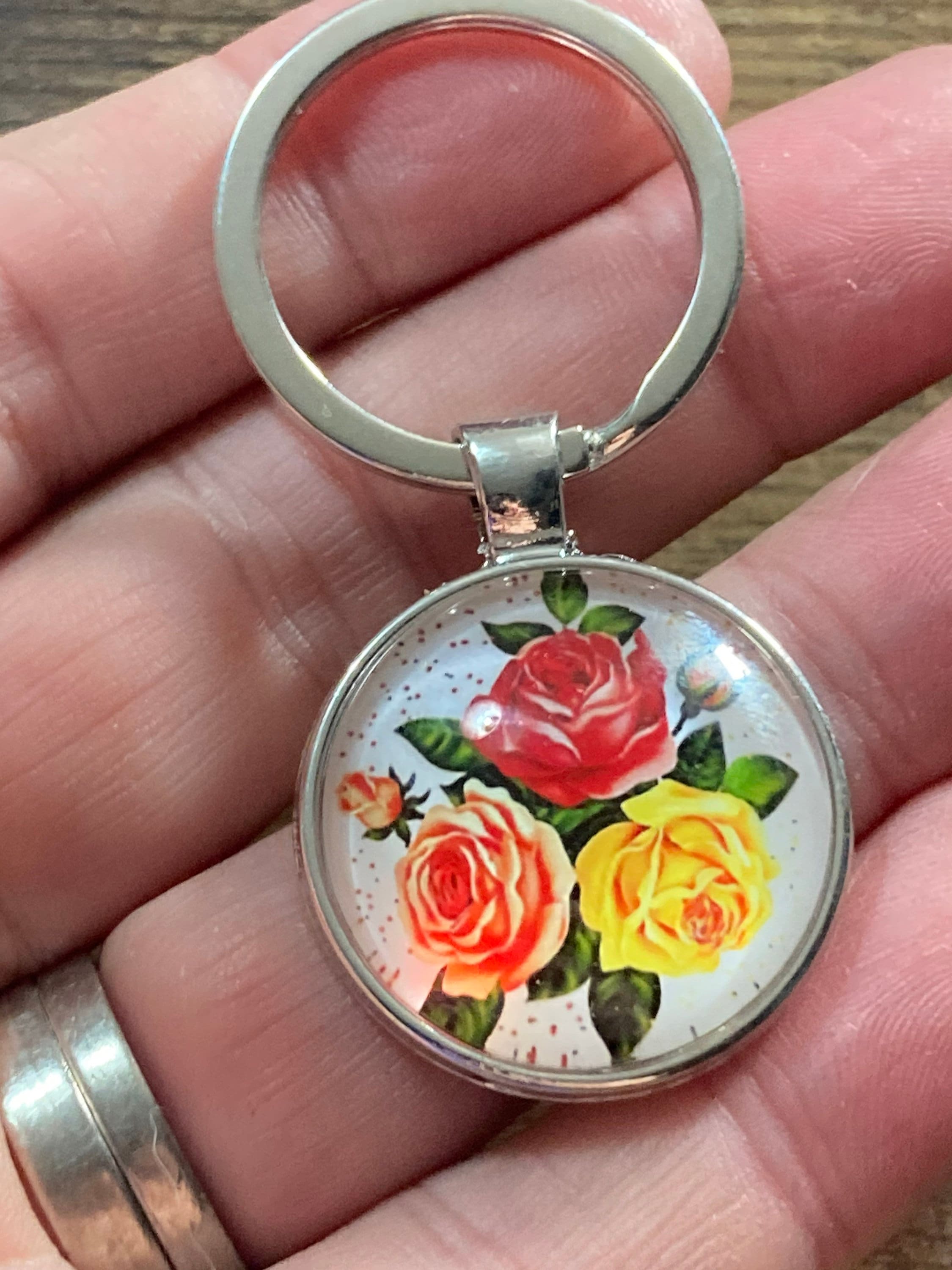 Handmade garden flowers yellow red roses silver tone keyring with 25mm glass cabochon