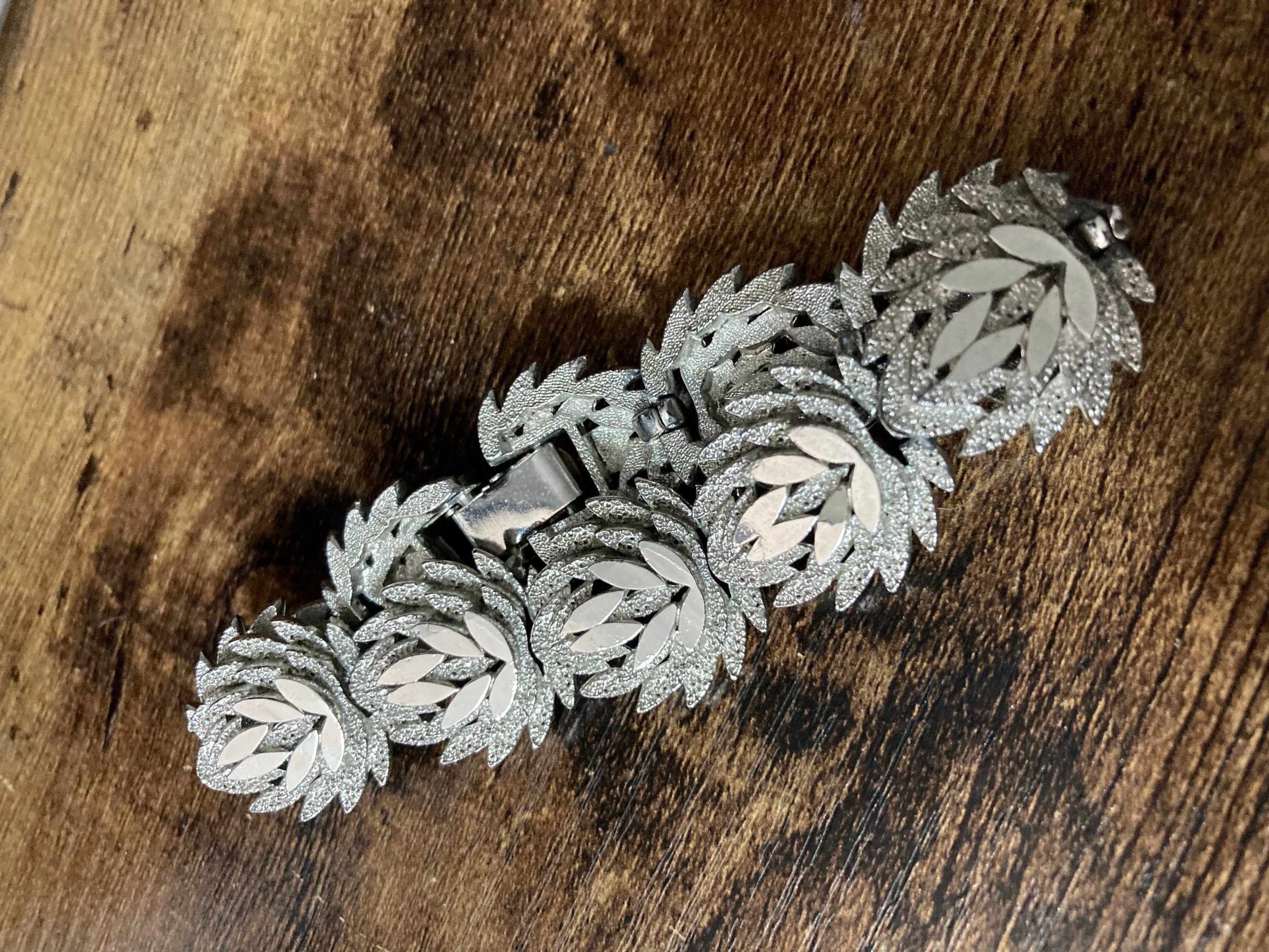 Brutalist textured panel link bracelet 20cm, silver tone