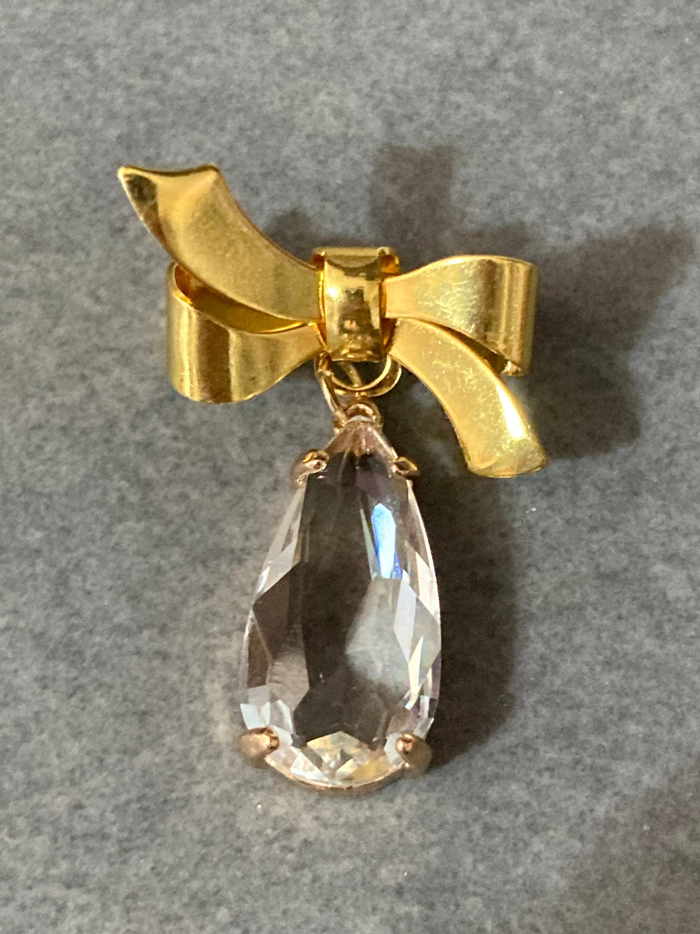 Large Crystal drop bow brooch diamanté gold tone