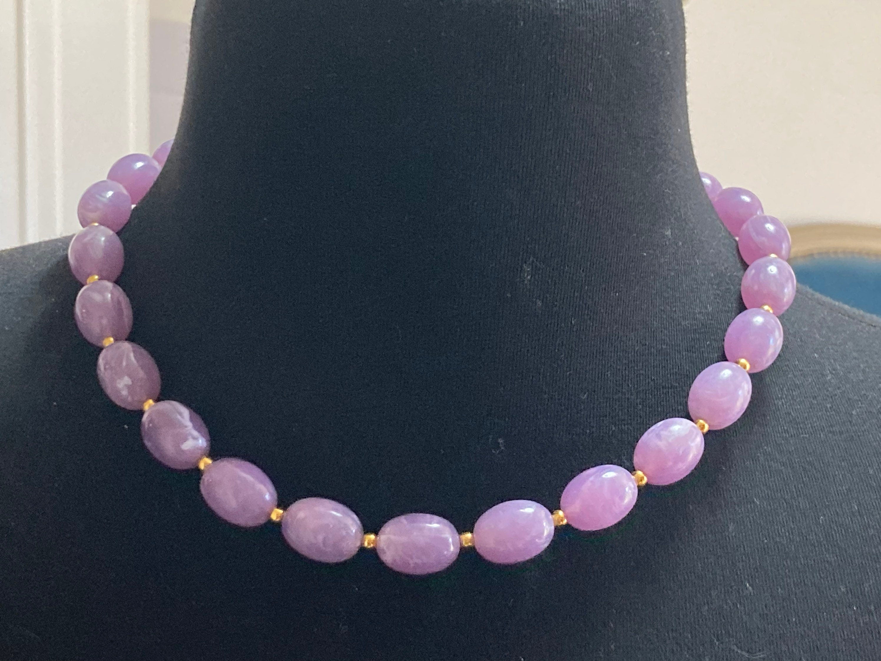 Signed Joan rivers lucite plastic beaded purple necklace 49cm