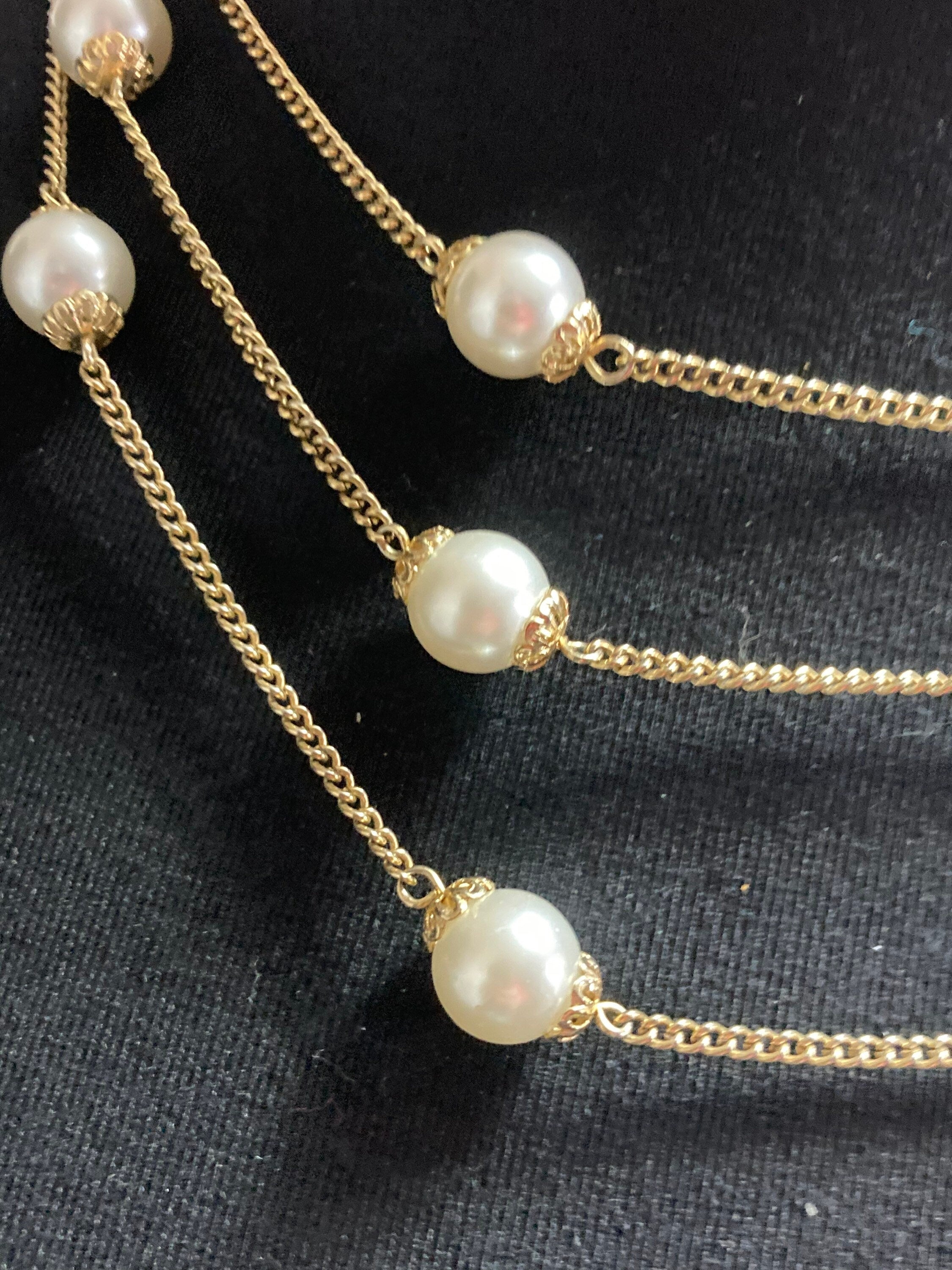 Vintage multi strand cream pearl choker necklace dainty