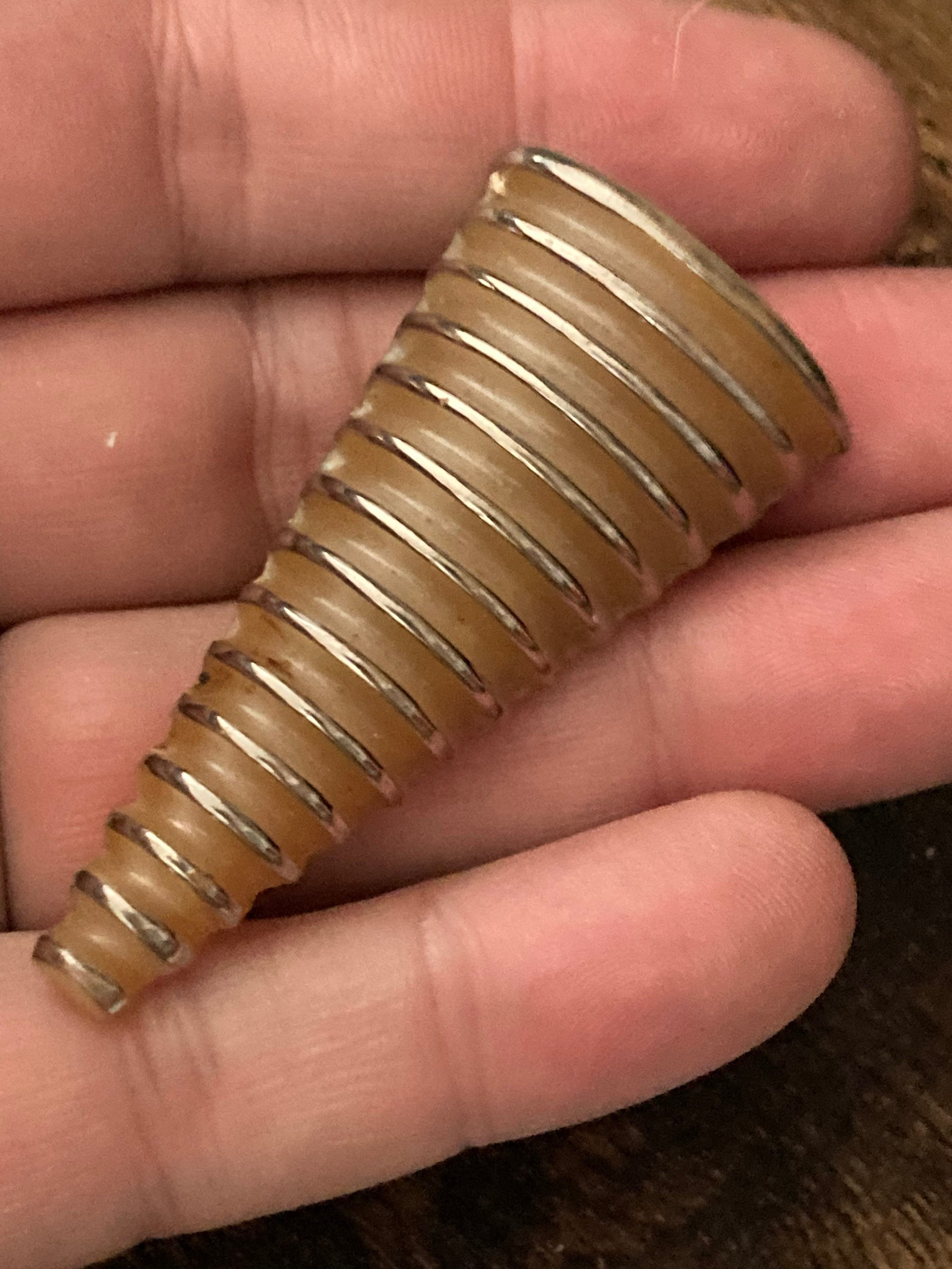 1 x Art Deco Geometric brown beige silver rubbed glass Dress Clip