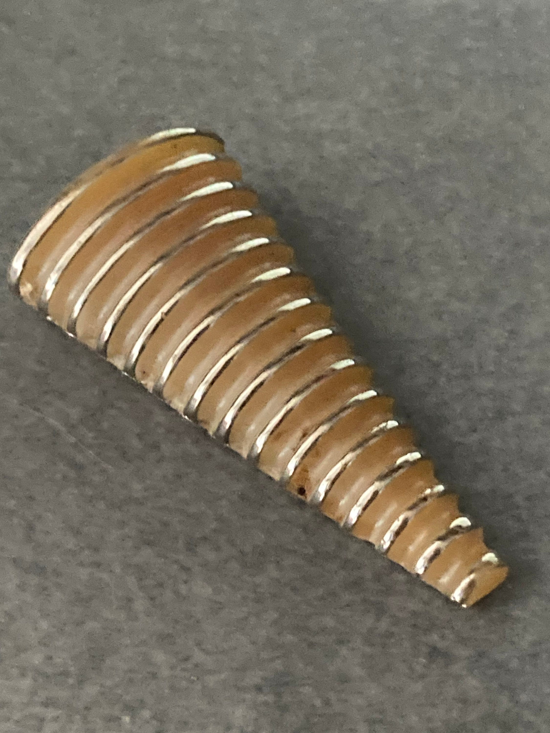 1 x Art Deco Geometric brown beige silver rubbed glass Dress Clip