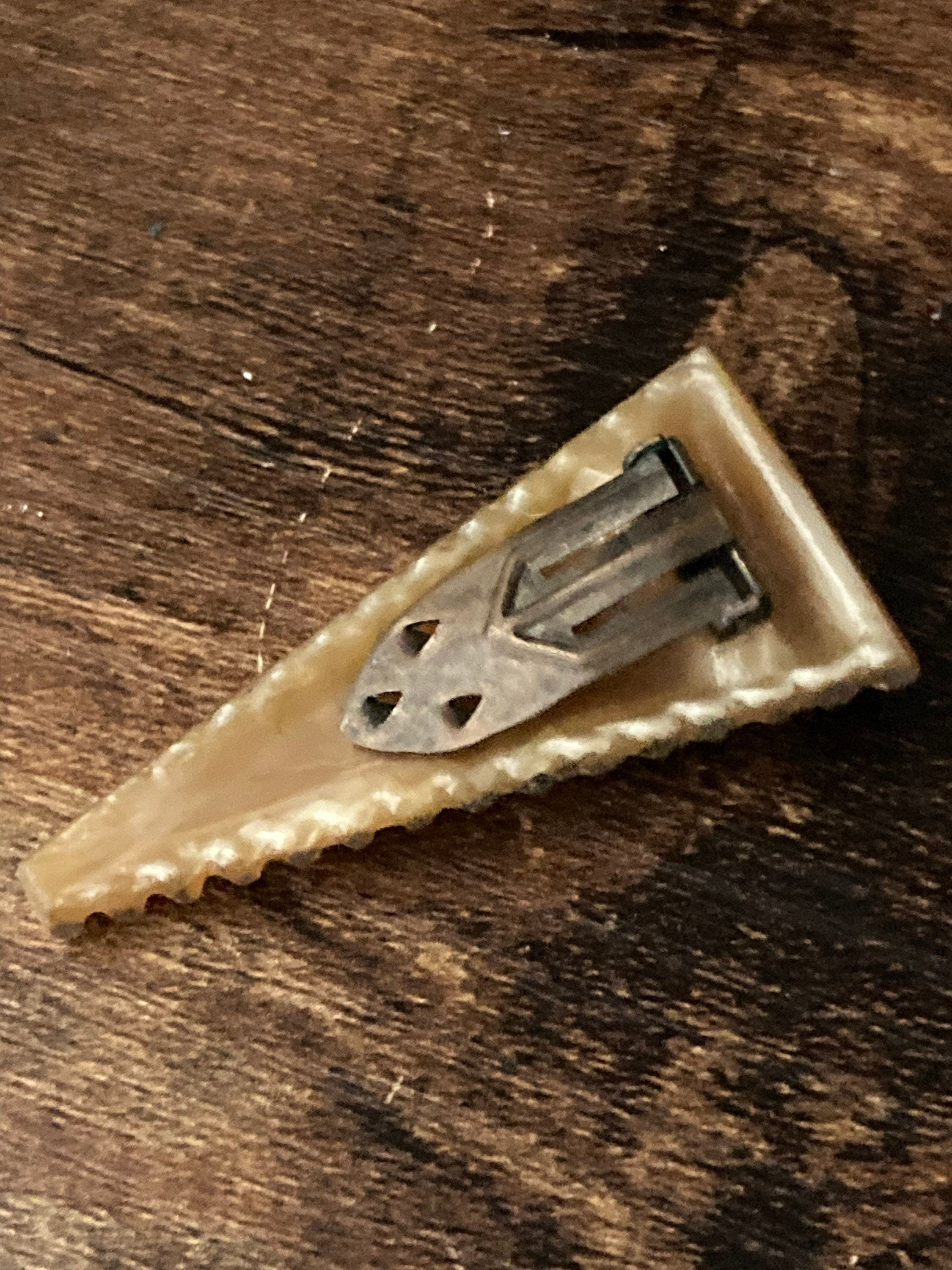 1 x Art Deco Geometric brown beige silver rubbed glass Dress Clip