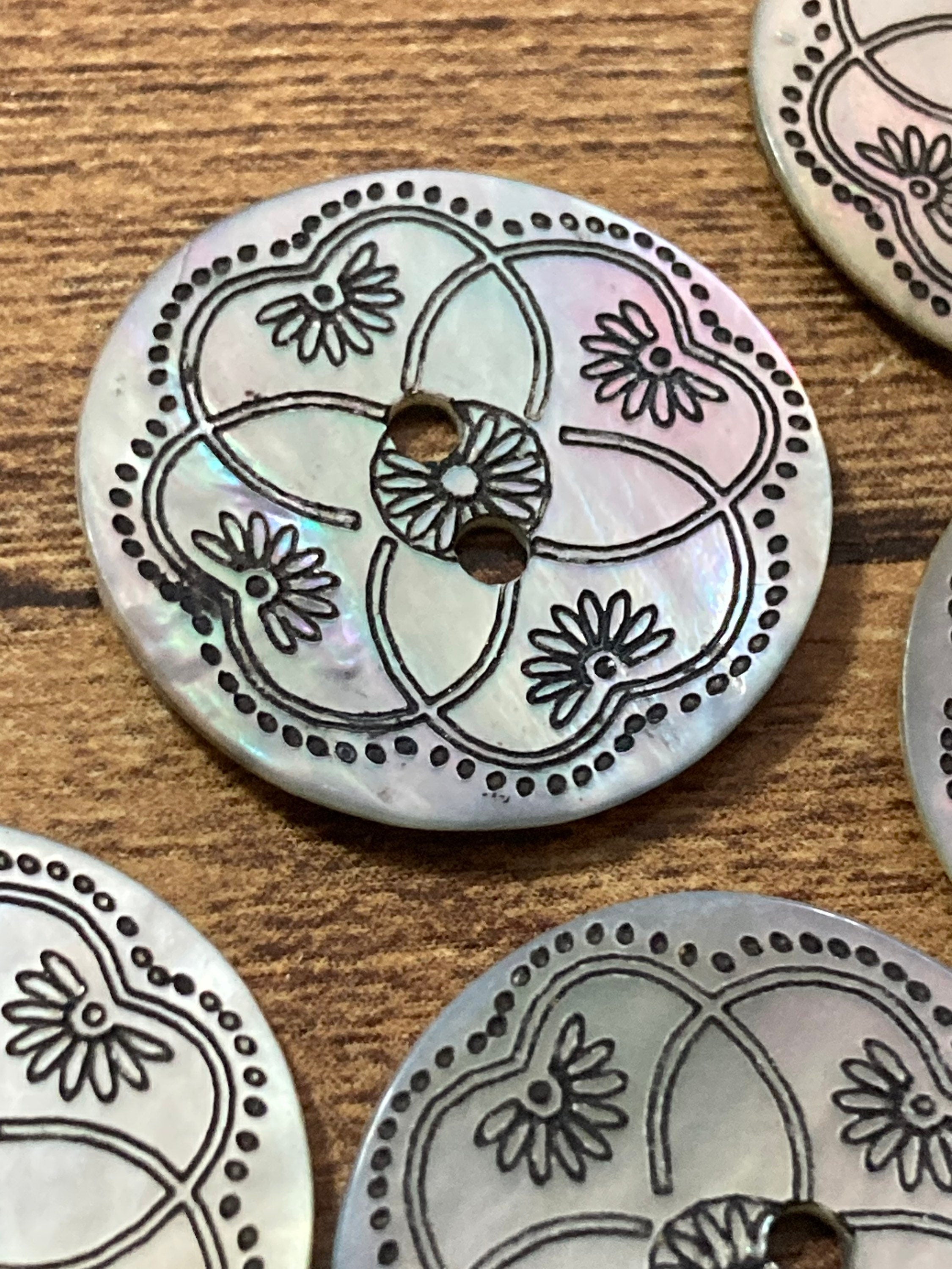 10 x 23mm large Mother of Pearl Buttons printed Sewing Haberdashery