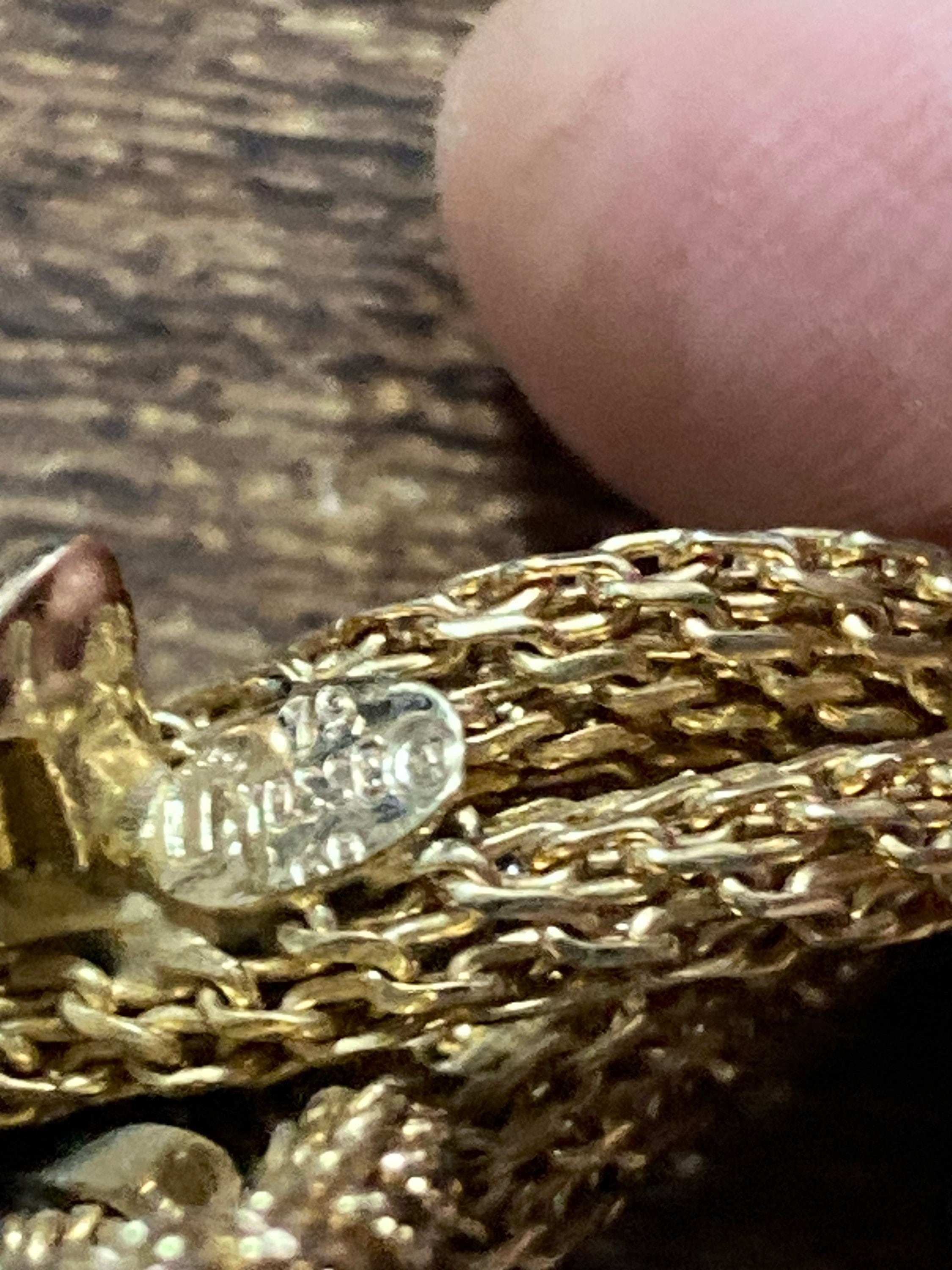 Signed 1960 grosse gold tone mesh knot brooch