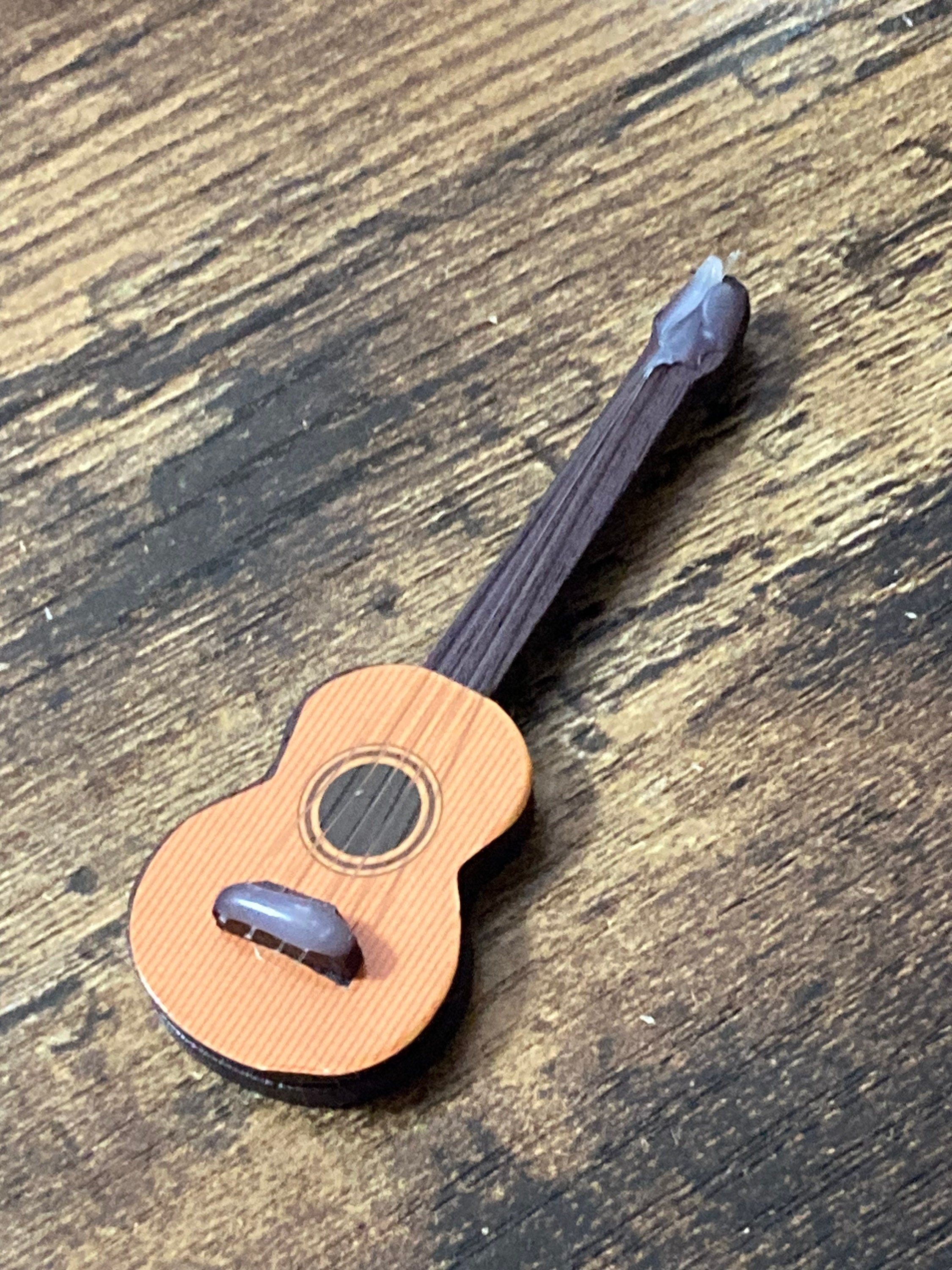 Acoustic guitar cake topper decoration dolls house miniature musical instrument for guitarist