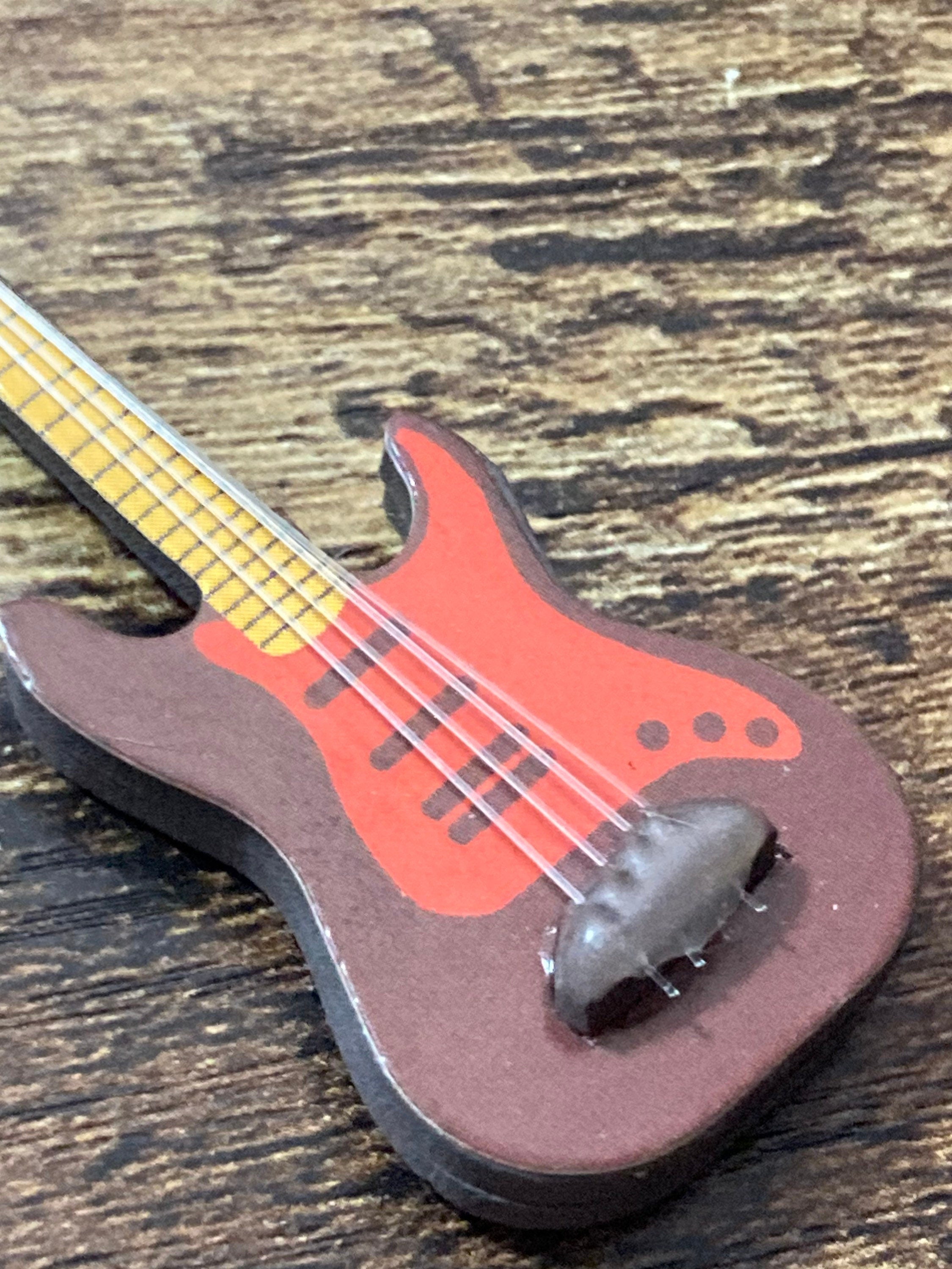 Electric guitar cake topper decoration dolls house miniature musical instrument for rock guitarist