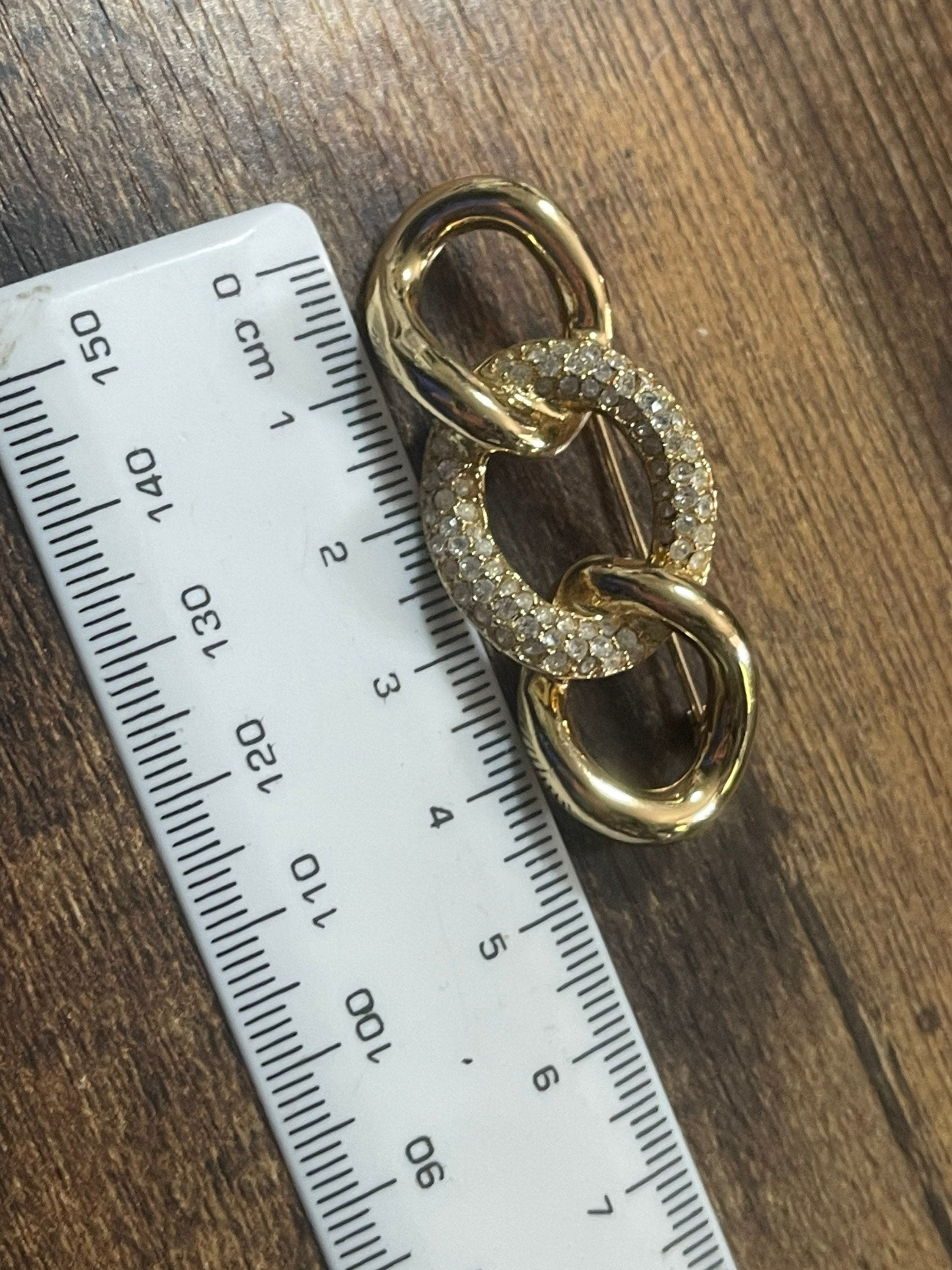 Signed grosse gold chain link and diamanté brooch designer