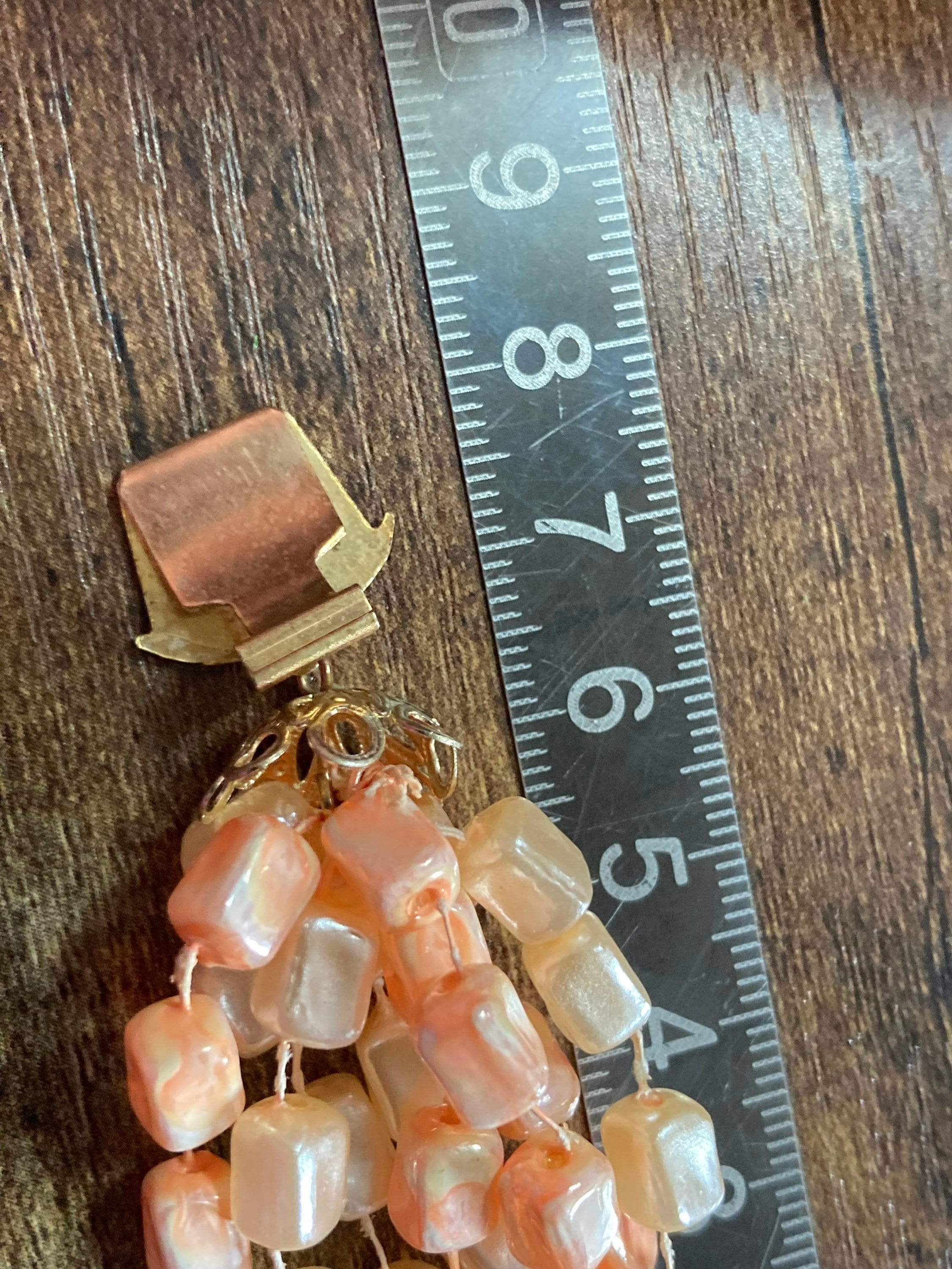Mid century orange peach pink faux pearl square plastic beaded multi strand choker necklace