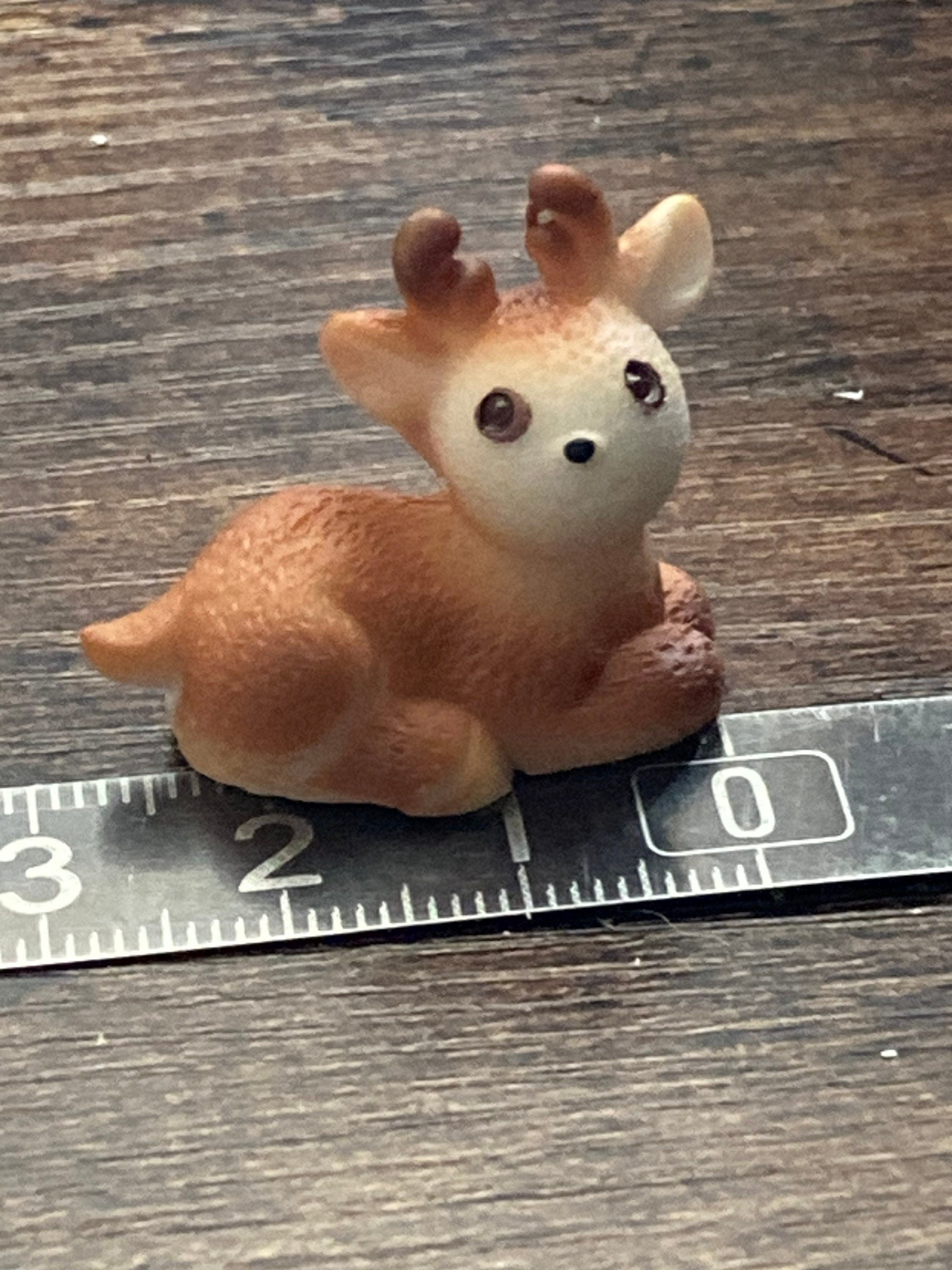 Miniature deer christmas cake topper decoration, reusable plastic