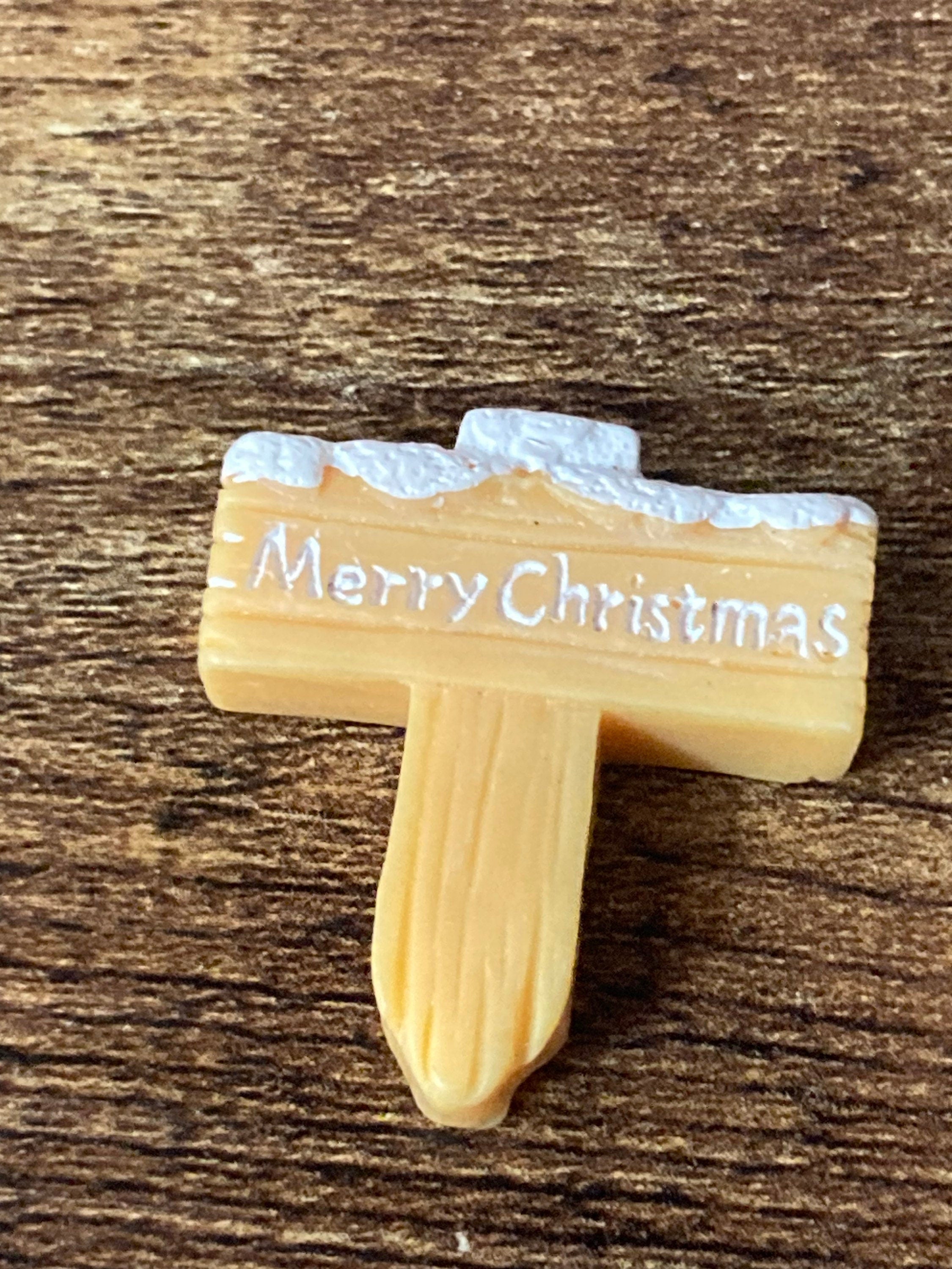Merry Christmas signpost cake topper decoration, scenery miniature