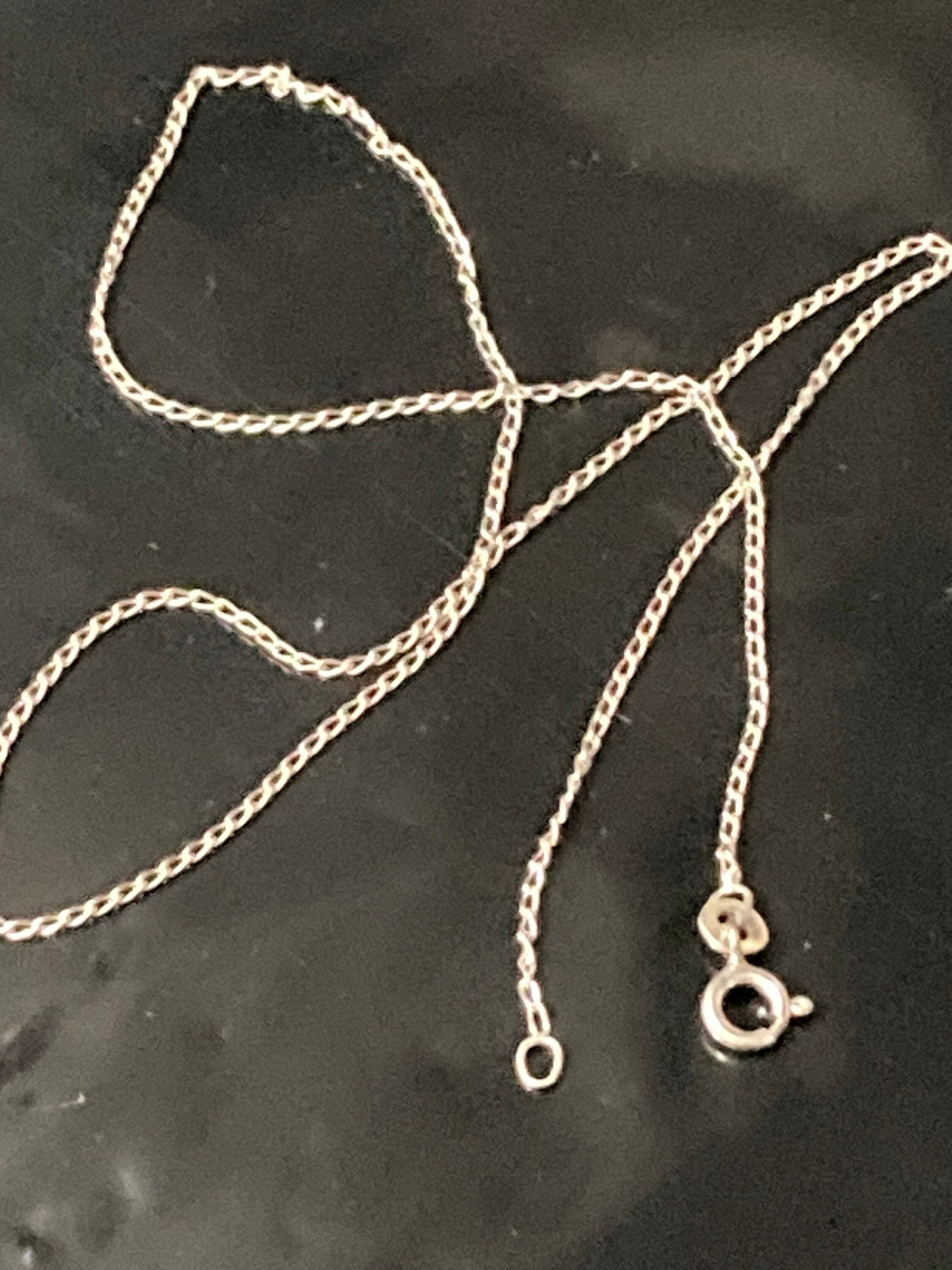 925 Sterling silver chain, fine necklace 1.4gm 40cm