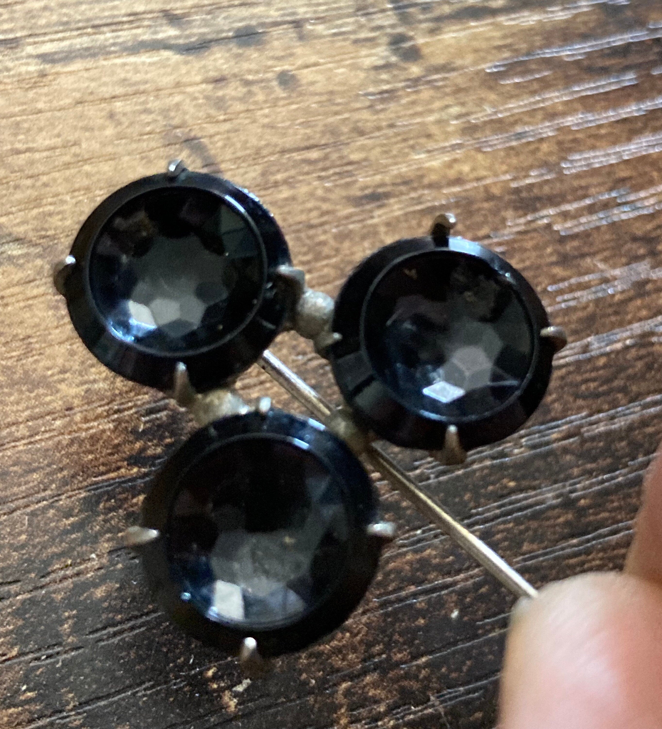 Black trefoil French jet glass Hat flash pin True Art Deco
