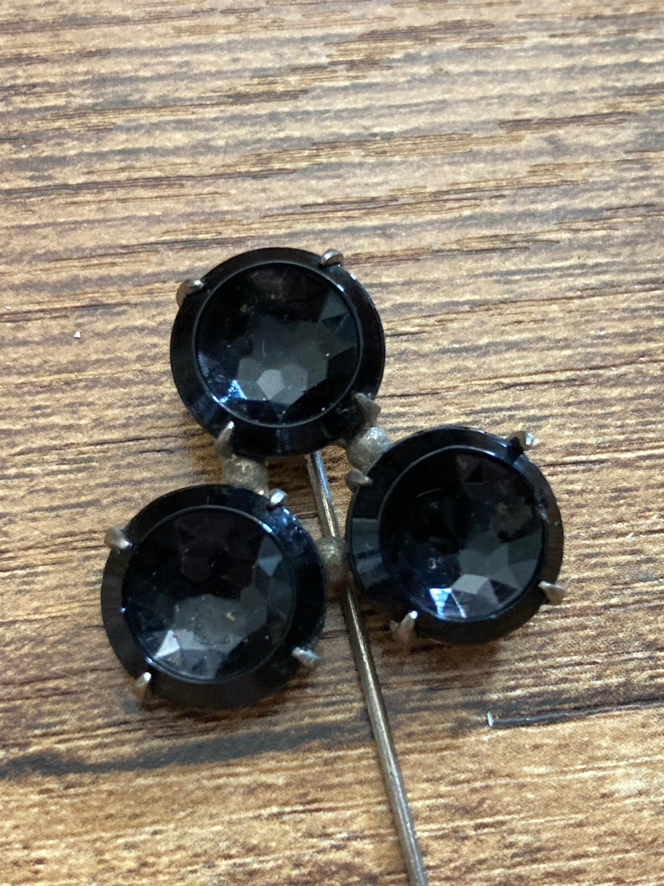 Black trefoil French jet glass Hat flash pin True Art Deco