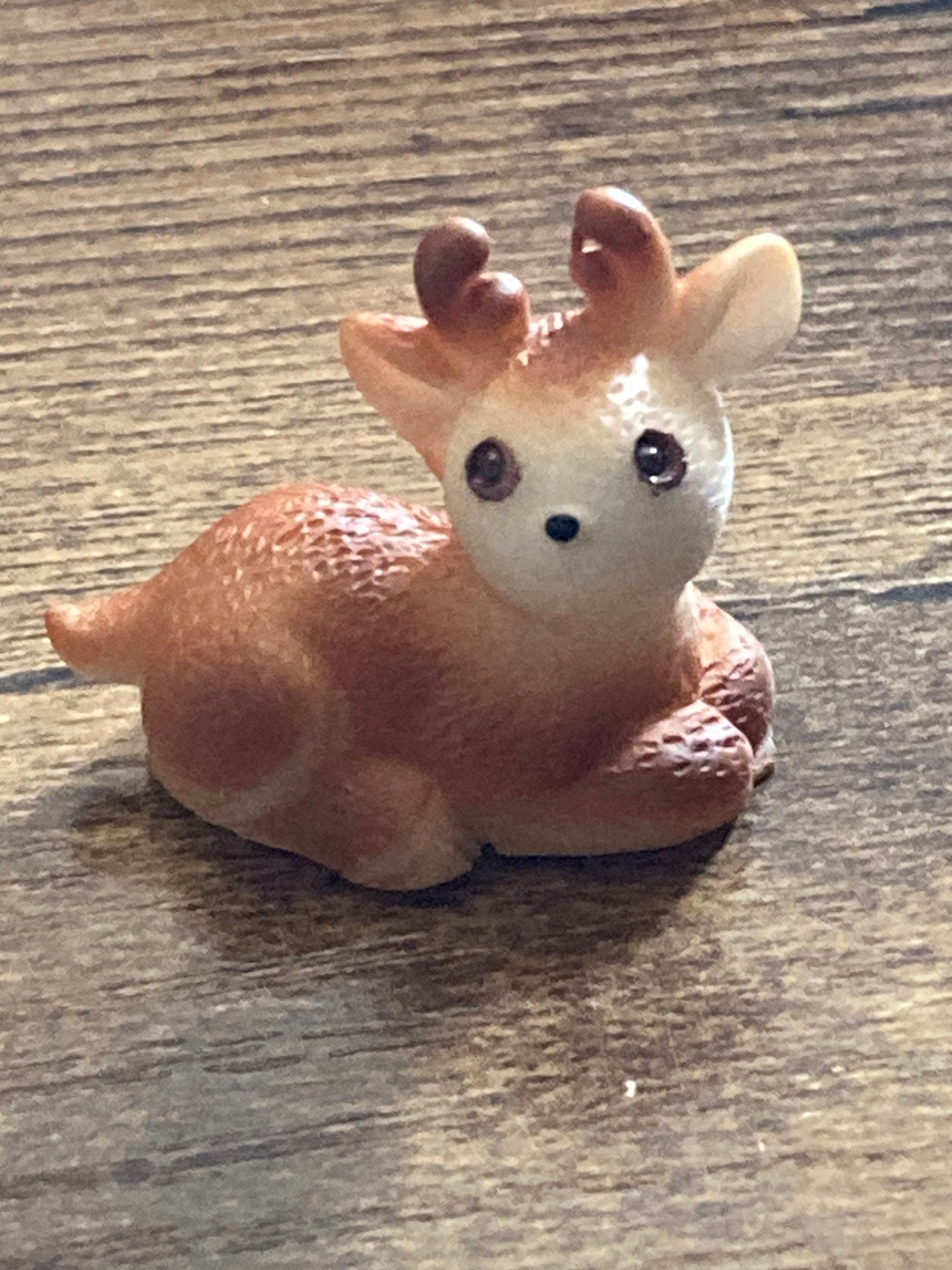 Miniature deer christmas cake topper decoration, reusable plastic