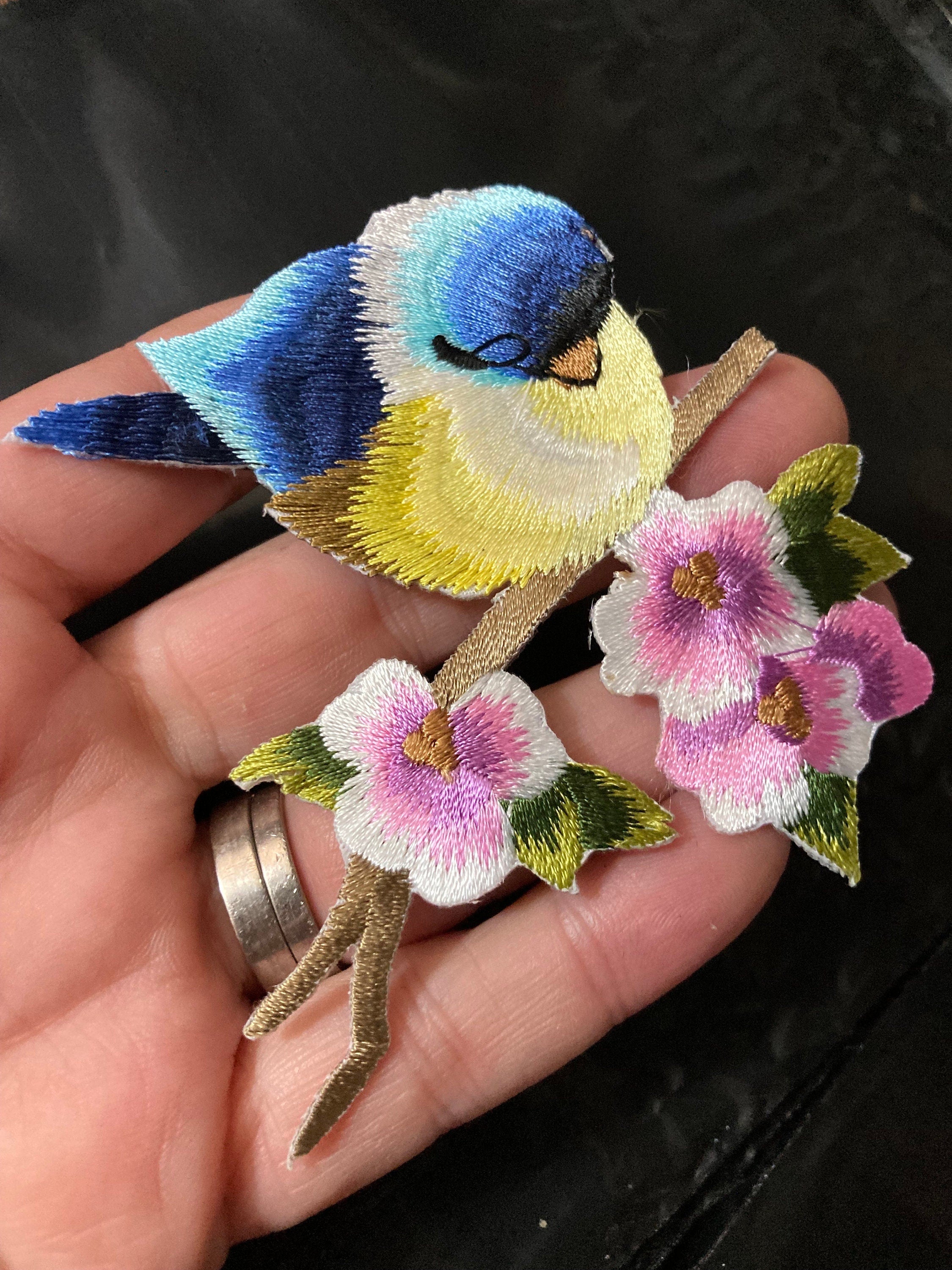 iron on blue tit bird applique patch 8x8cm