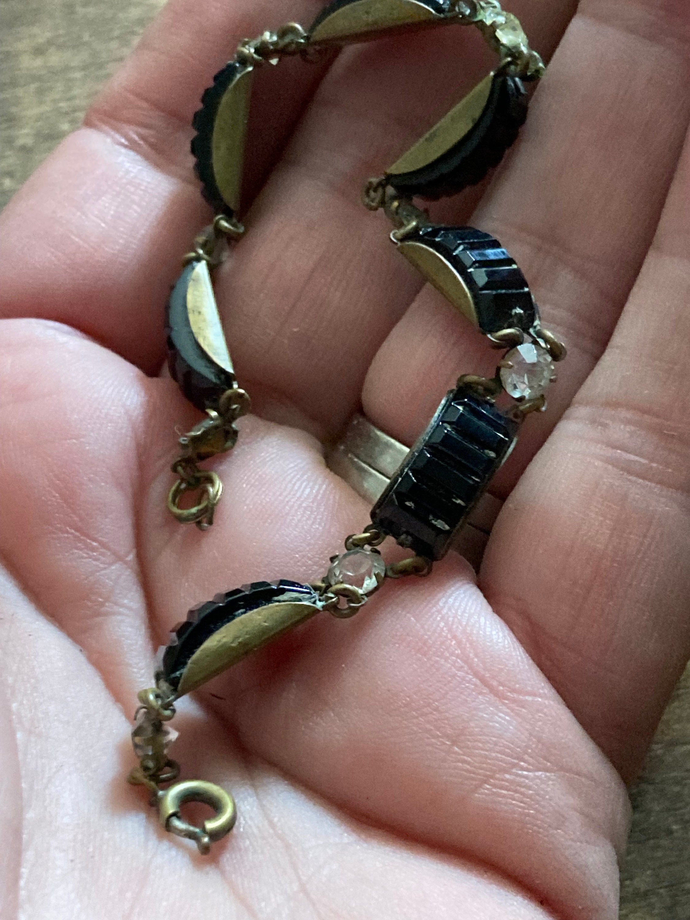 Victorian black Vauxhall glass and clear paste bracelet