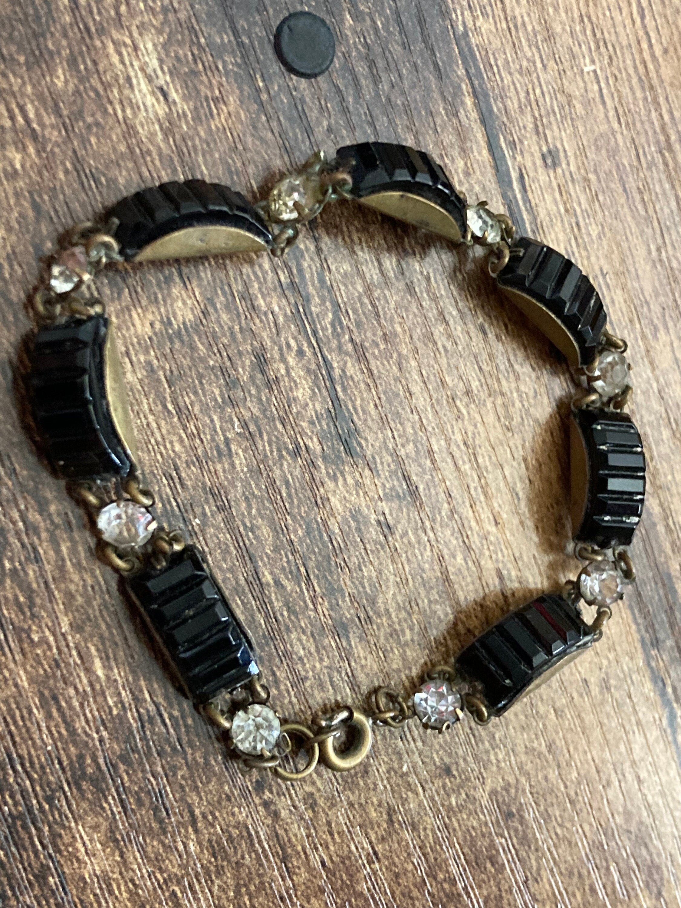 Victorian black Vauxhall glass and clear paste bracelet