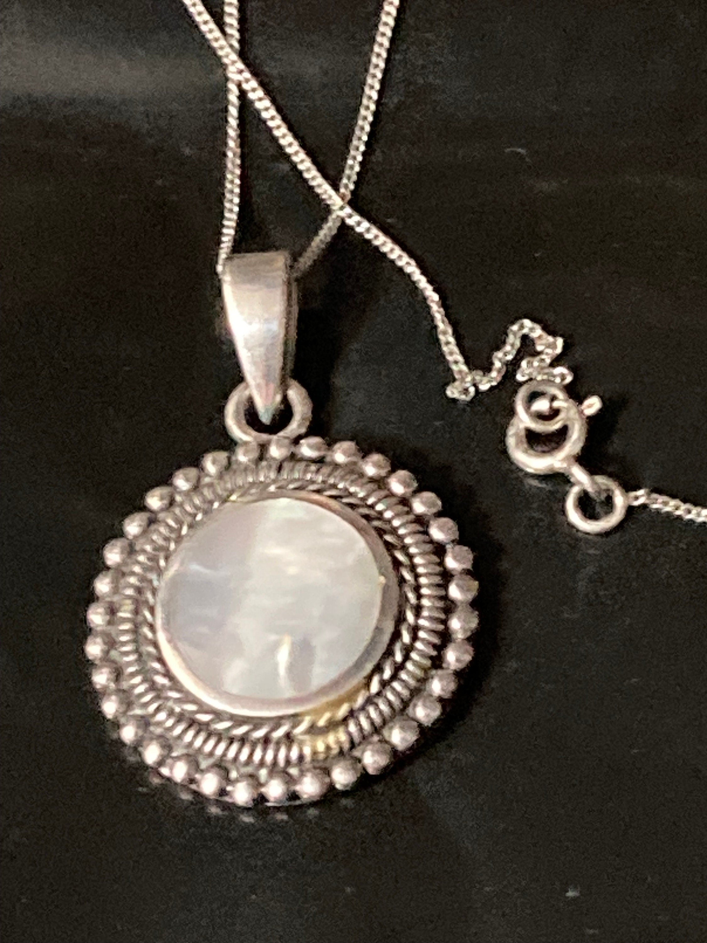 925 sterling silver clear mother or pearl modernist pendant on a chain
