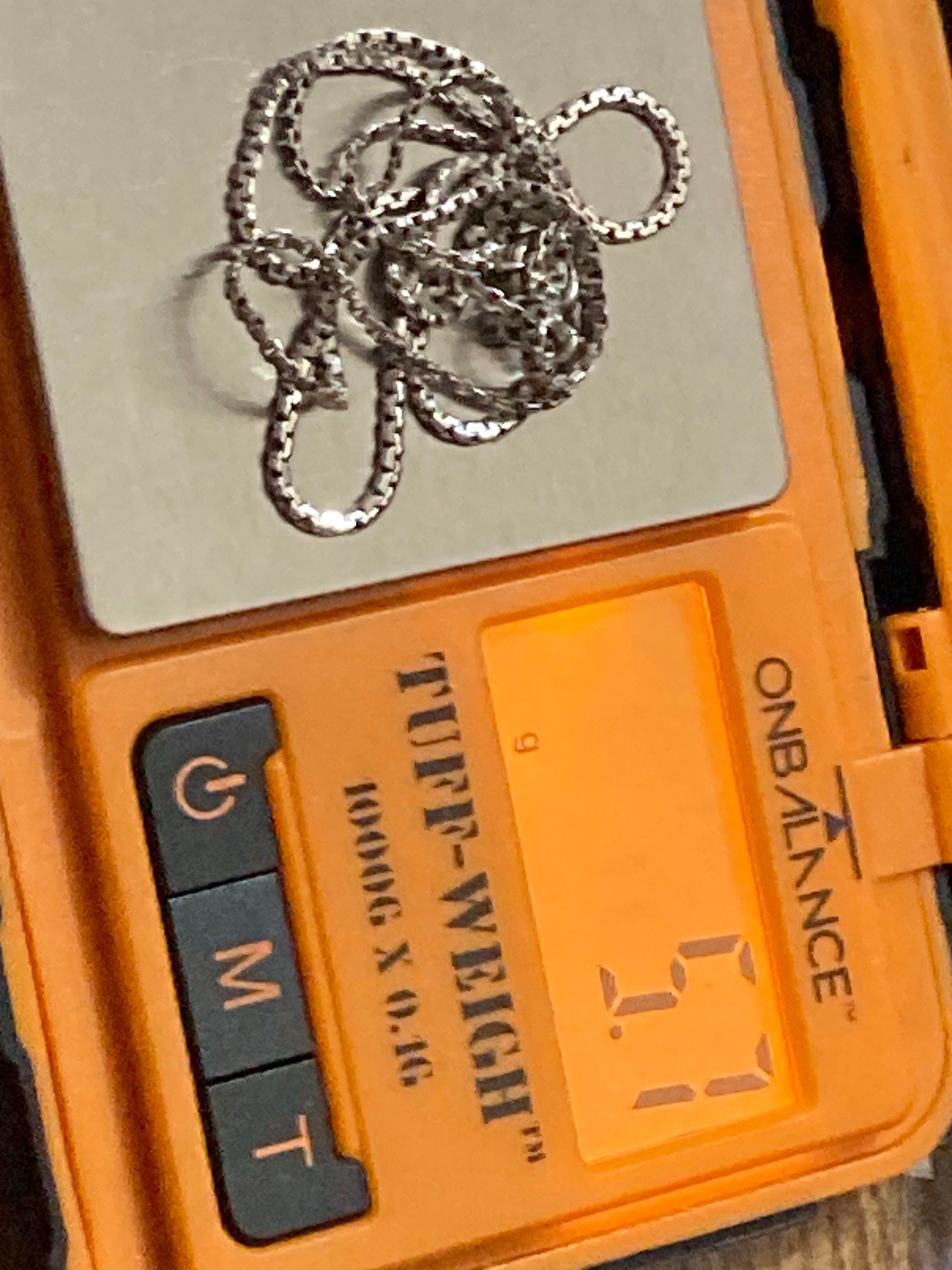 925 Sterling silver box chain knot necklace 39cm 5.7 grams