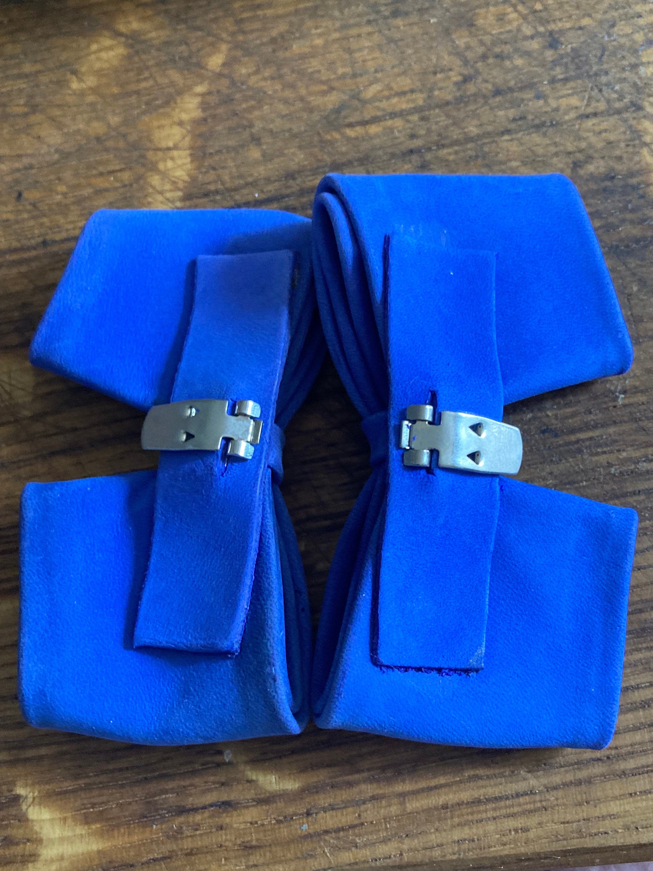 Vintage pair of blue suedette BOW shoe clips